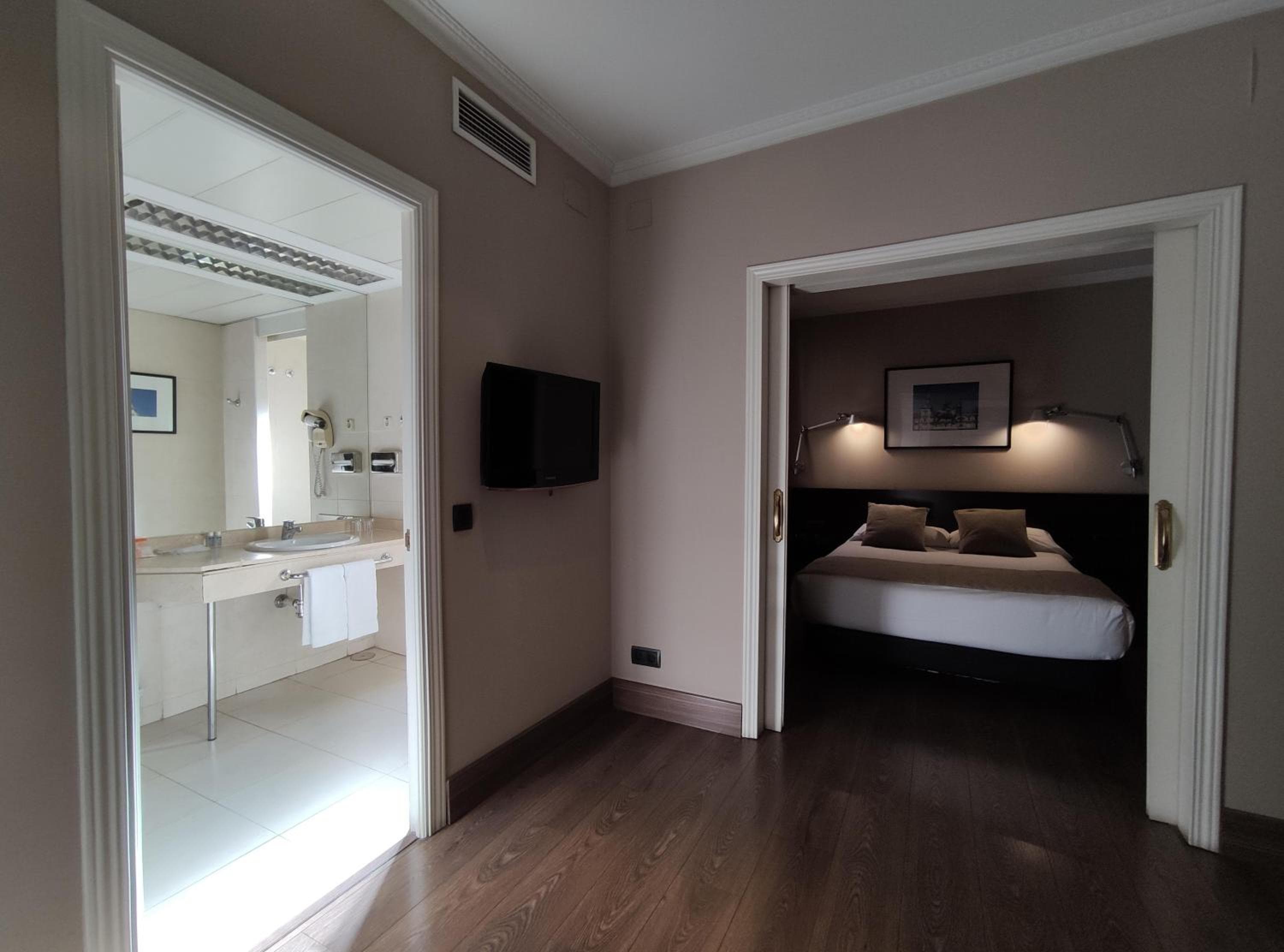 Hotel Cortezo — 12