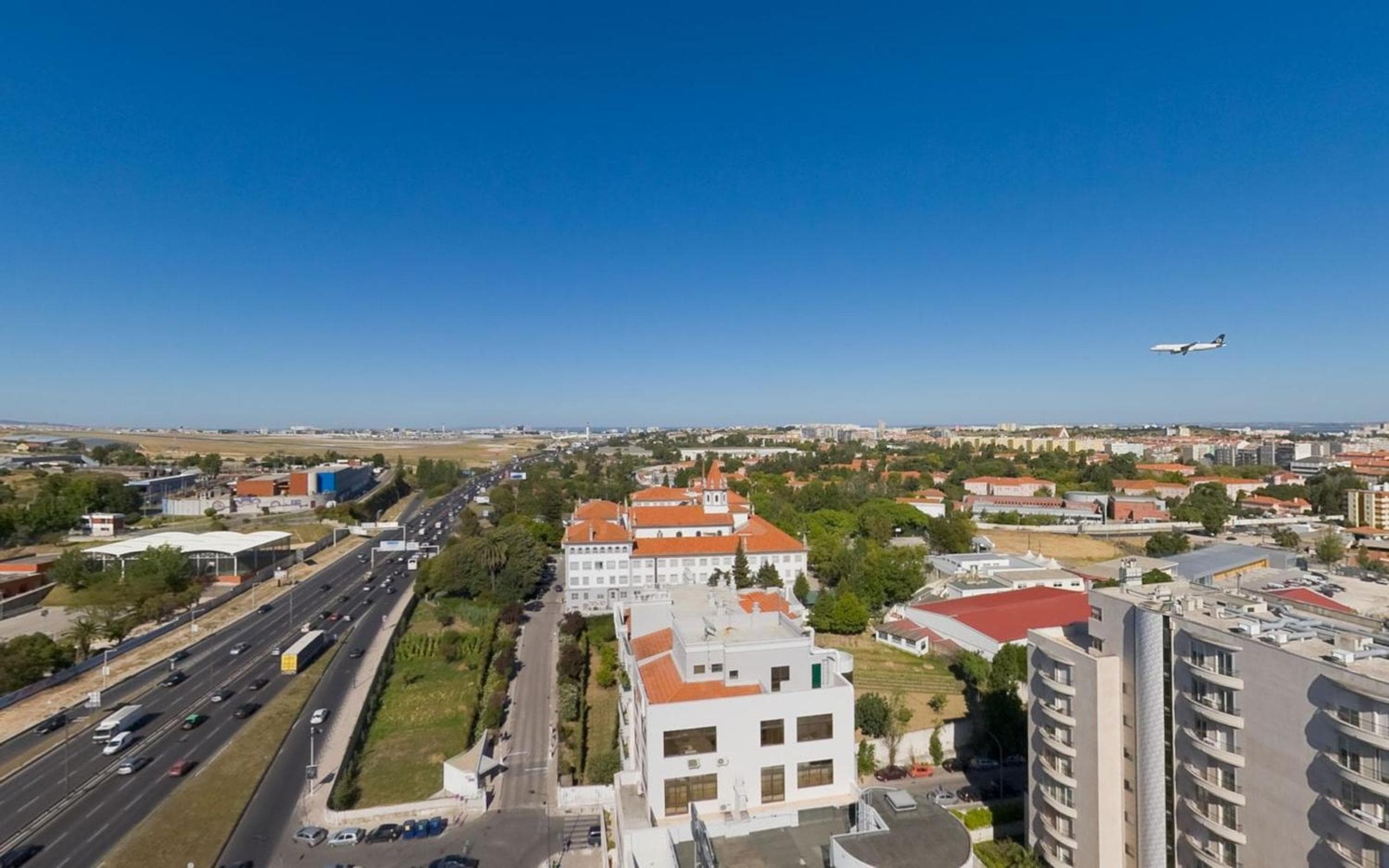 Radisson Blu Hotel Lisbon — 23