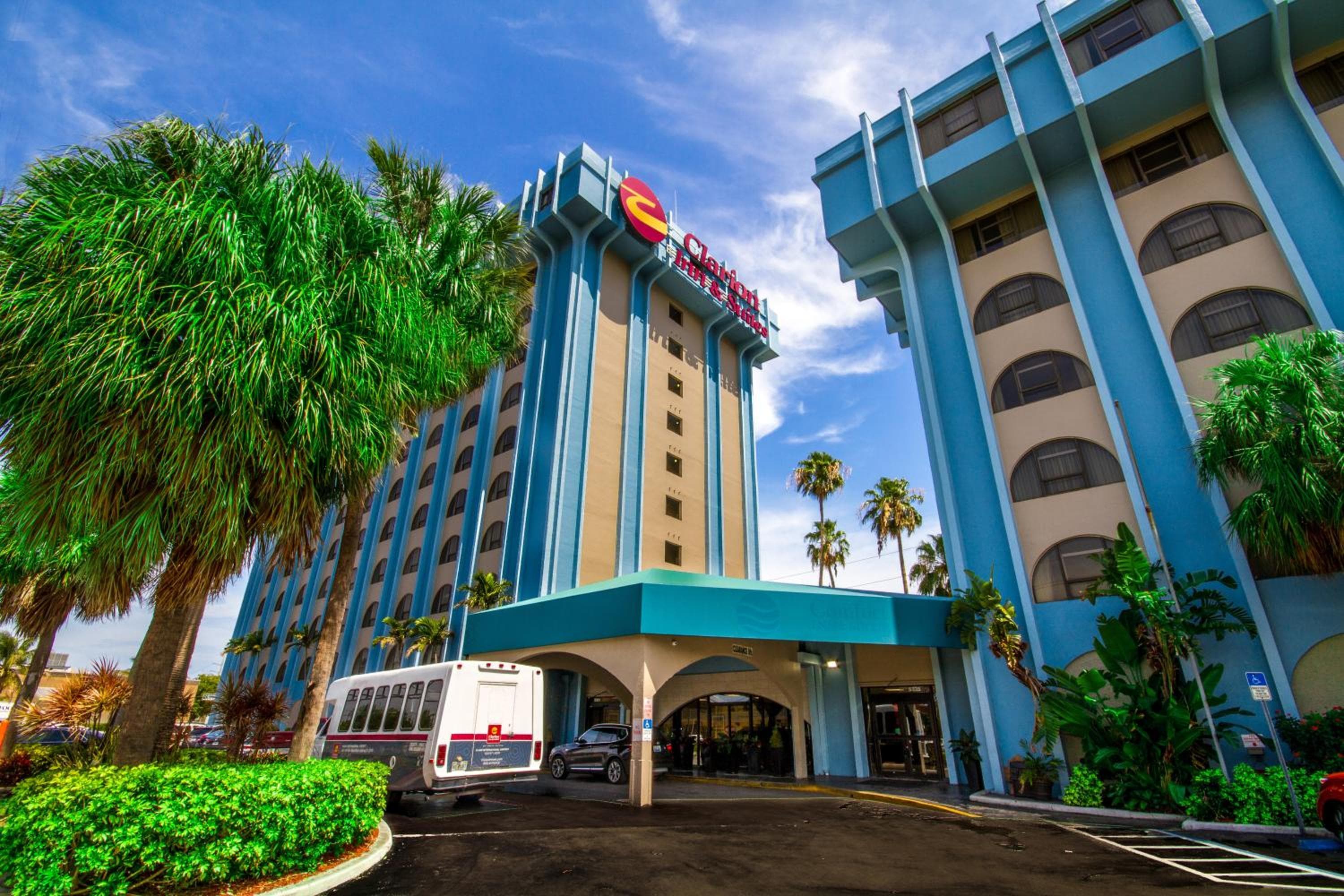 Clarion Inn & Suites Miami International Airport — 25