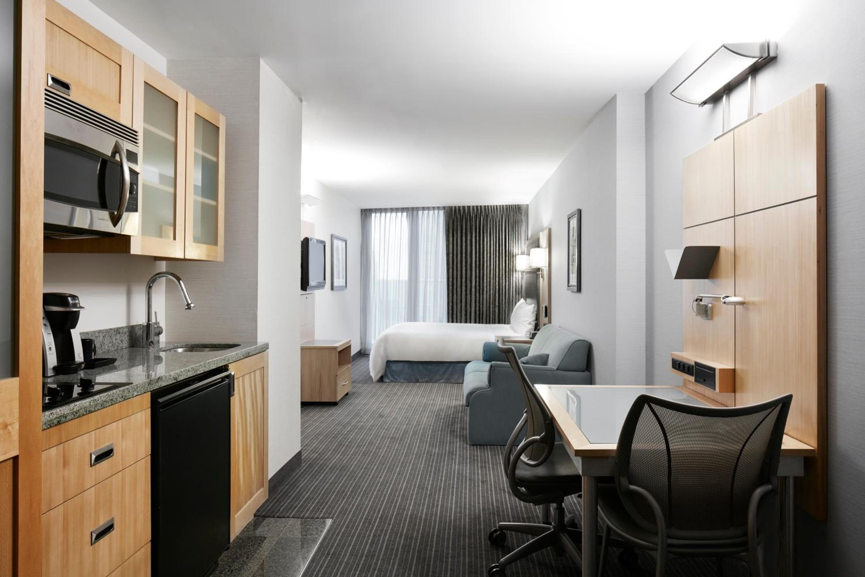 Club Quarters Hotel World Trade Center, New York — 14