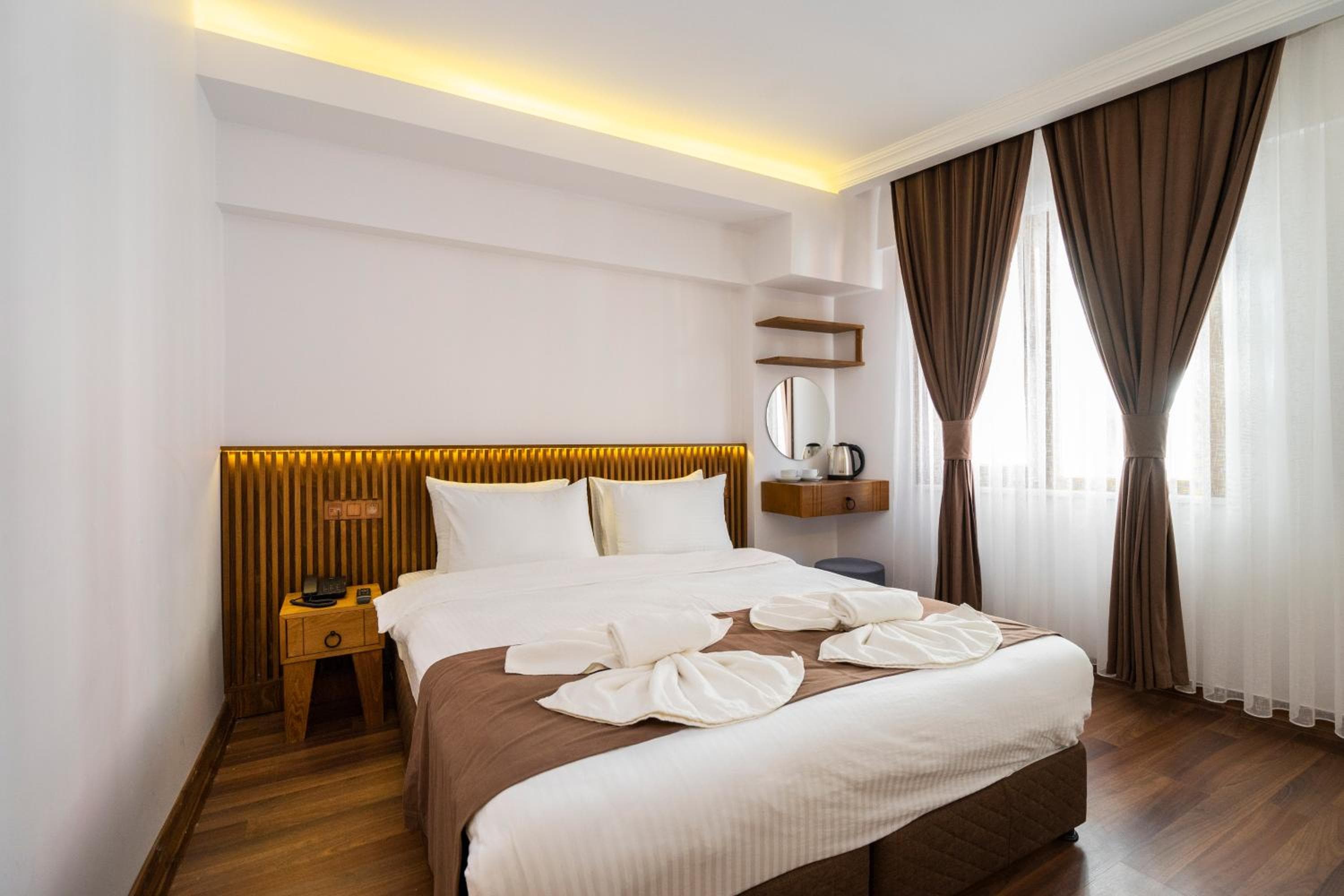 Castillo Rojo Hotel Istanbul
 — 24