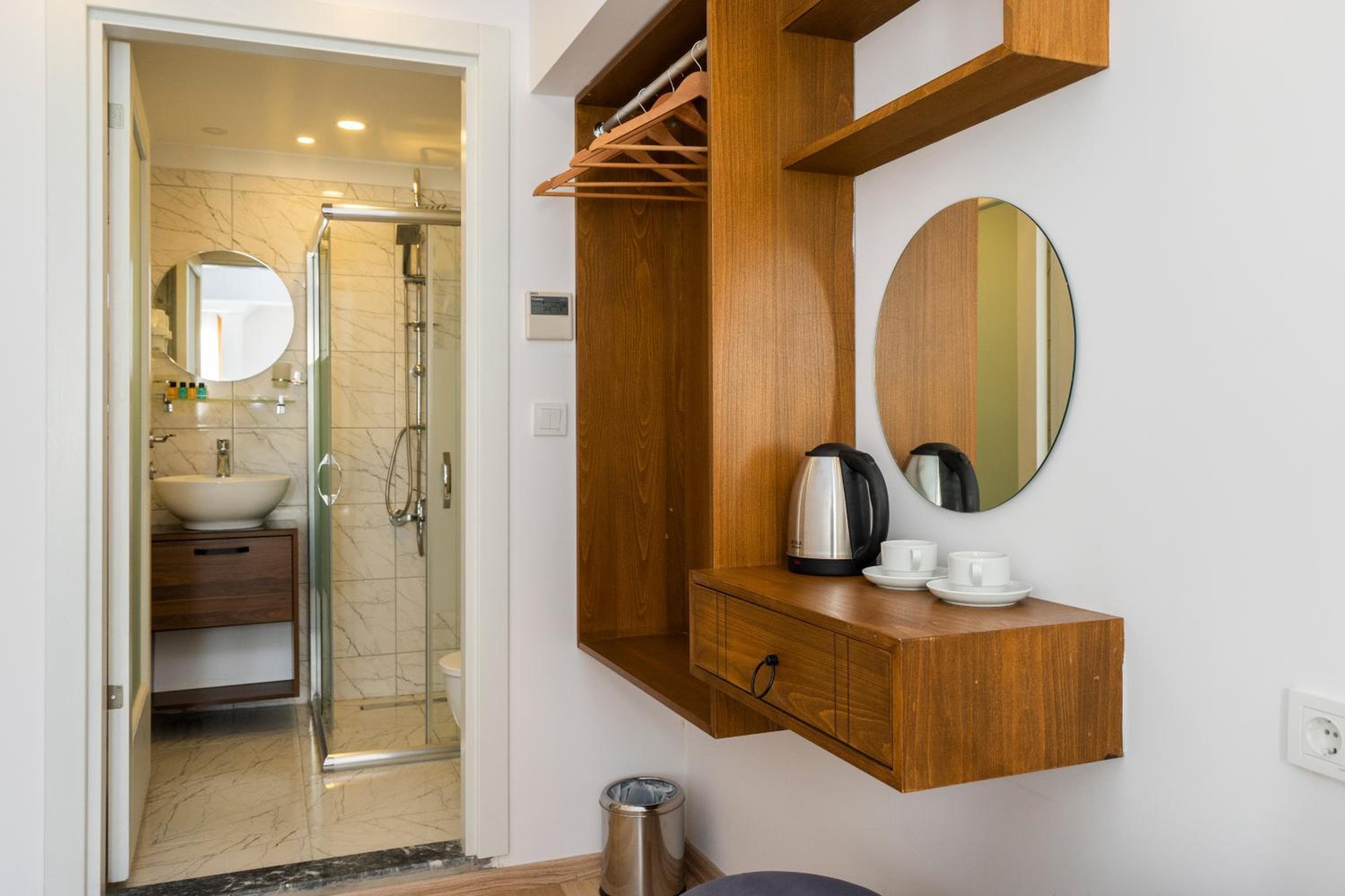 Castillo Rojo Hotel Istanbul
 — 16