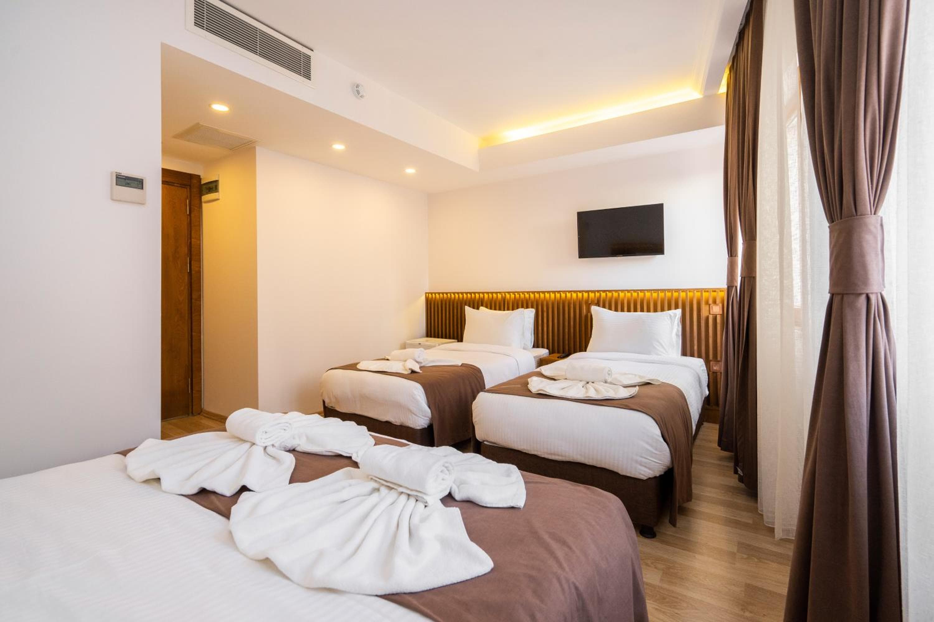 Castillo Rojo Hotel Istanbul
 — 15