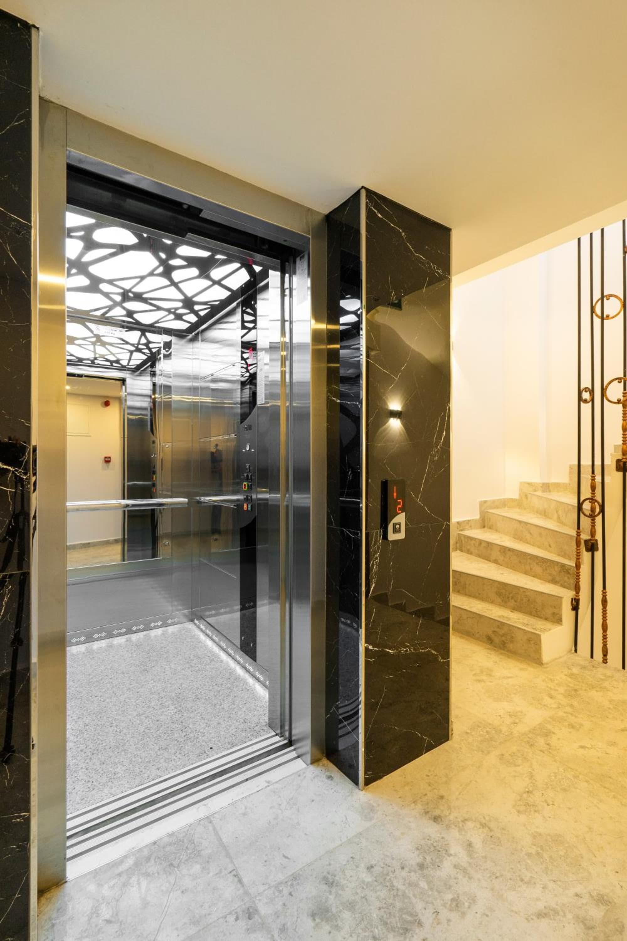 Castillo Rojo Hotel Istanbul — 15