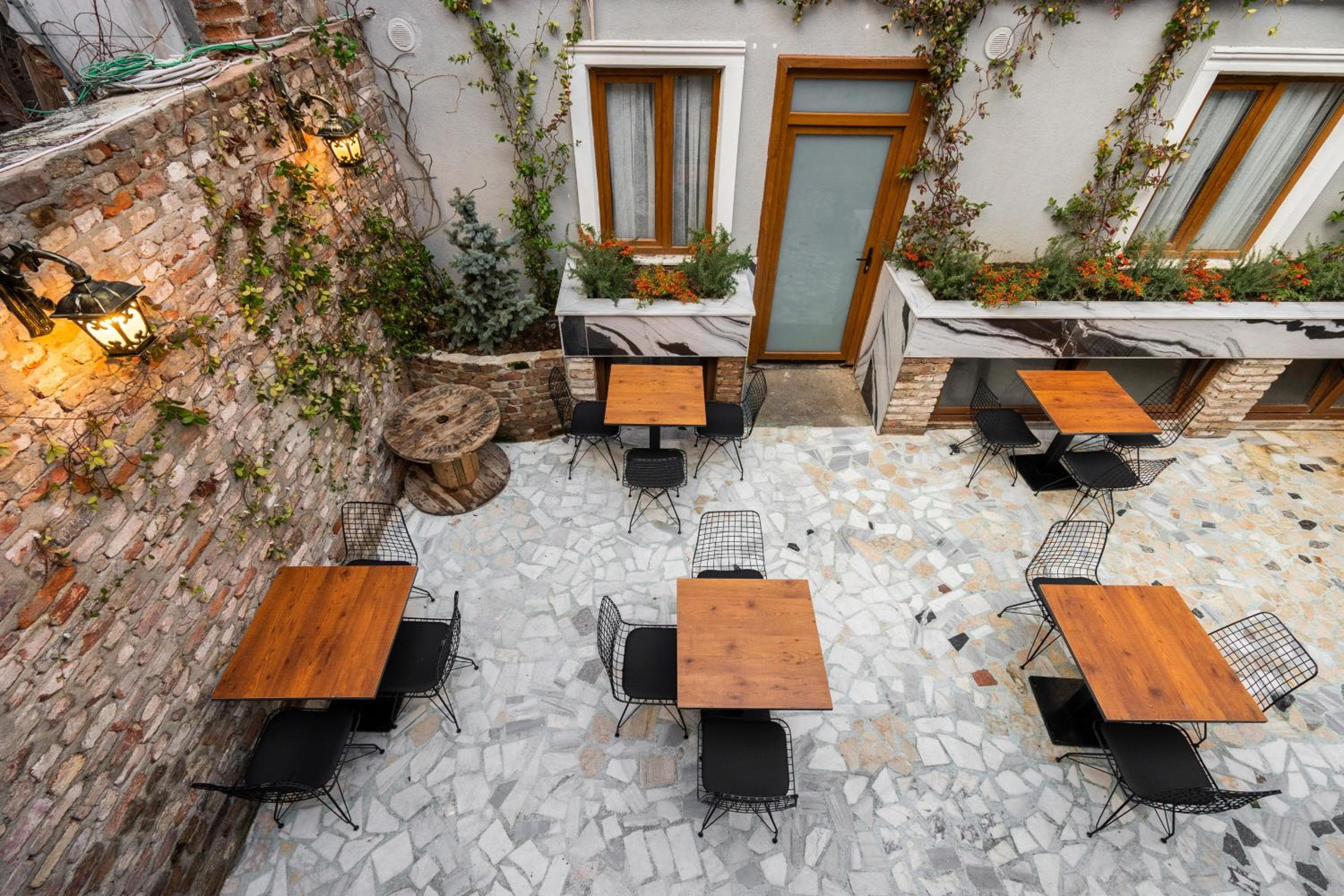 Castillo Rojo Hotel Istanbul — 8