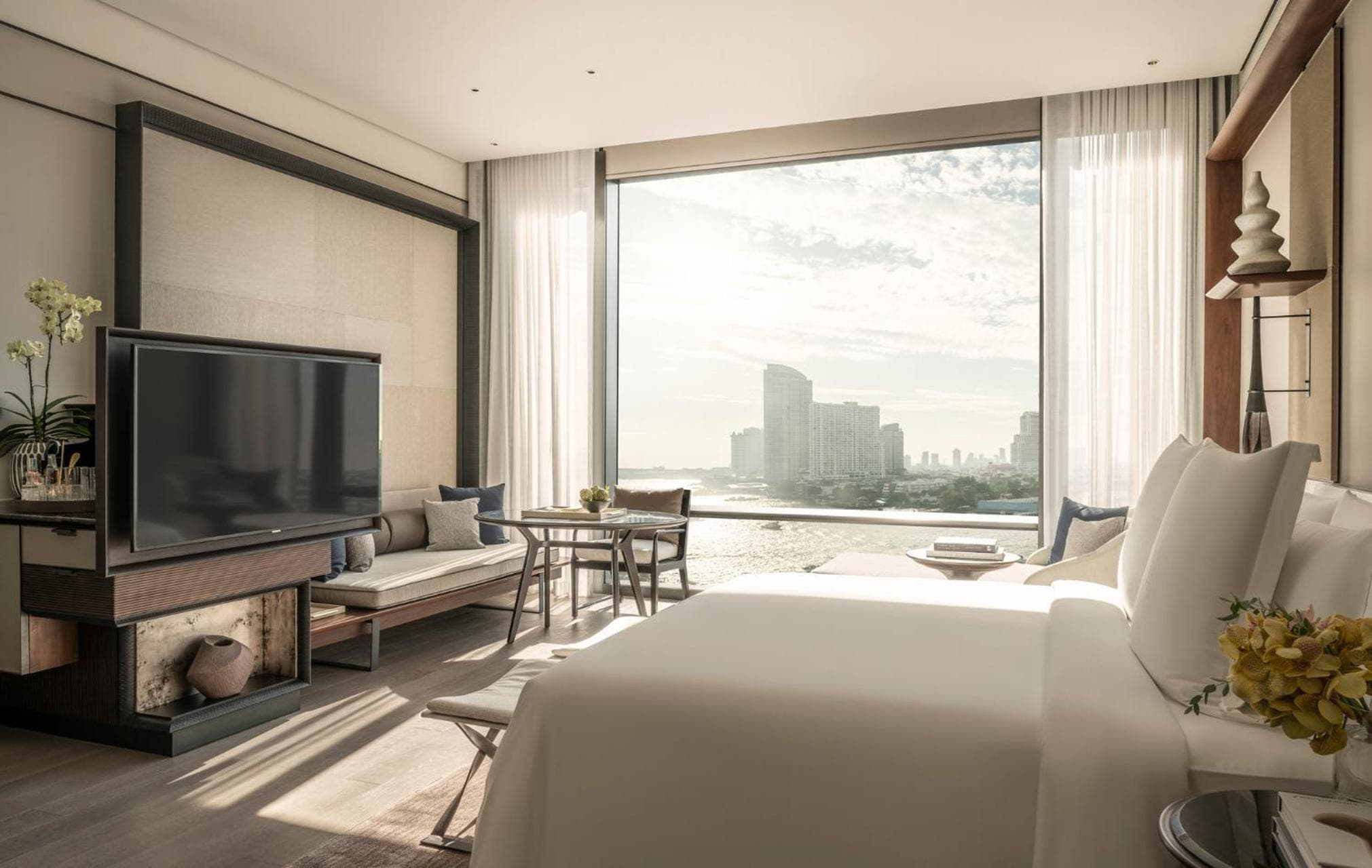 Four Seasons Hotel Bangkok sul fiume Chao Phraya — 20