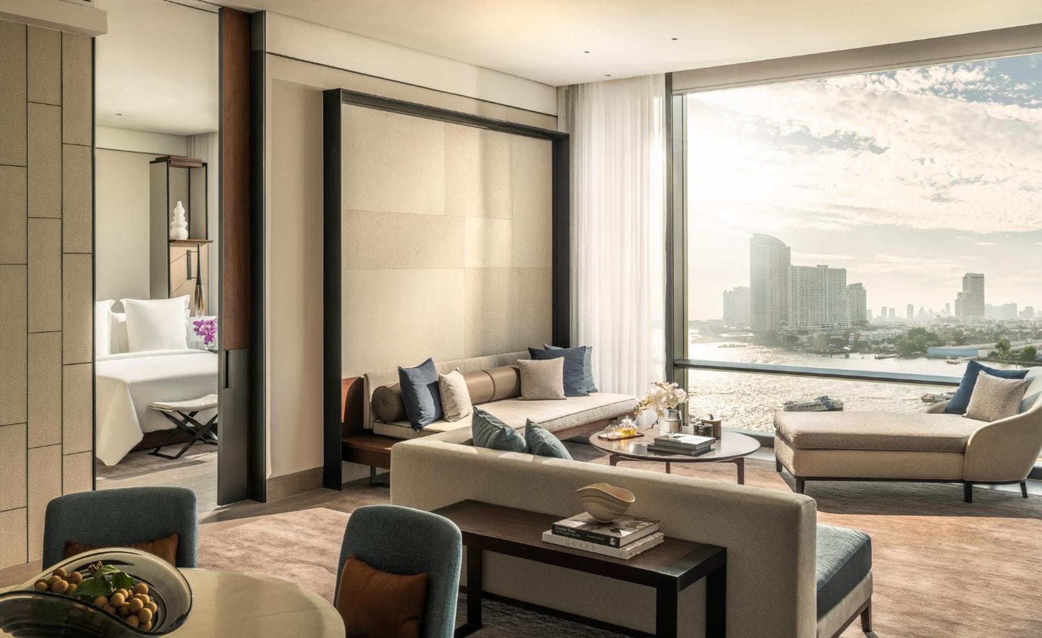 Four Seasons Hotel Bangkok sul fiume Chao Phraya — 28