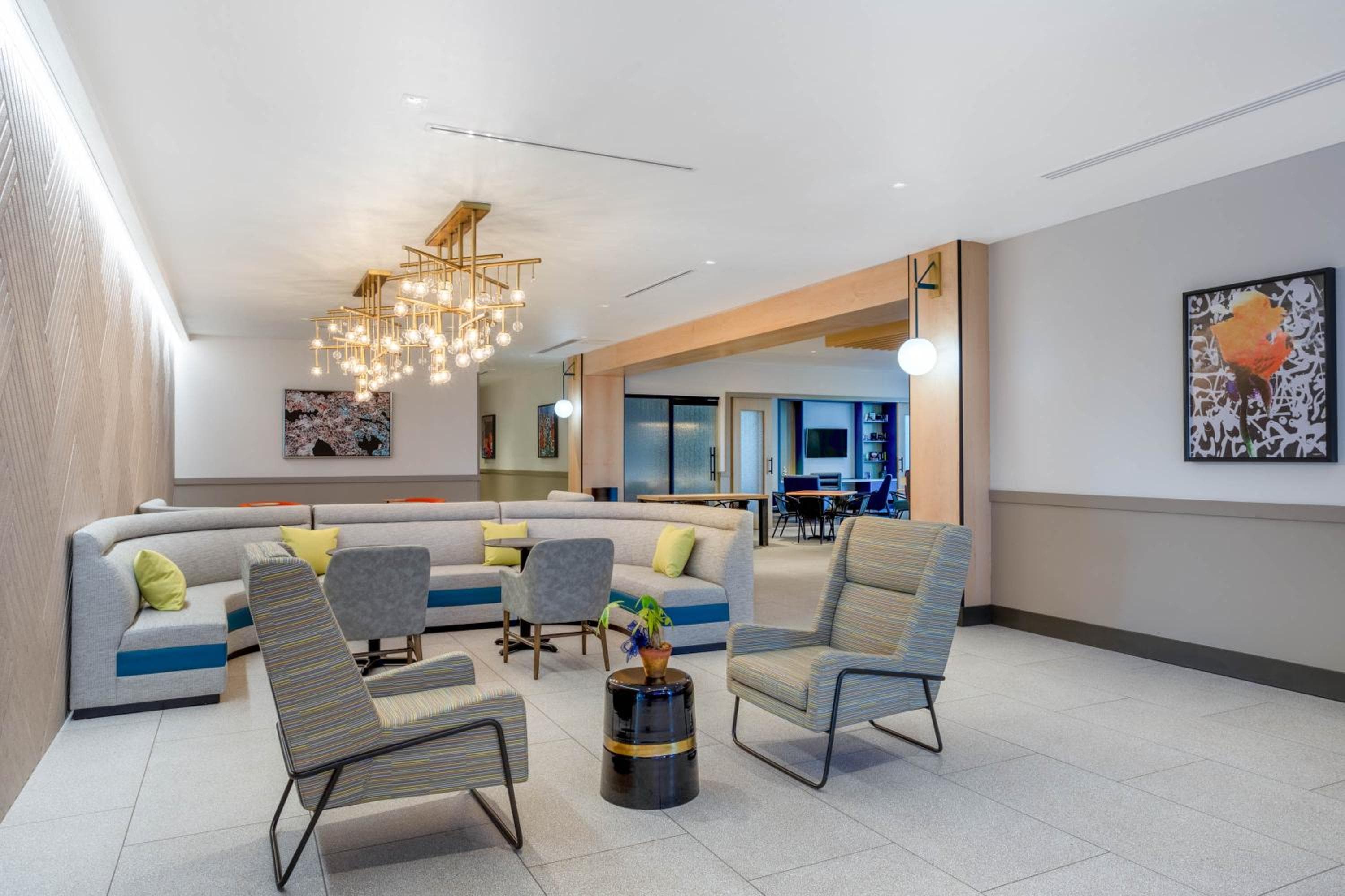 TRYP by Wyndham Orlando — 17
