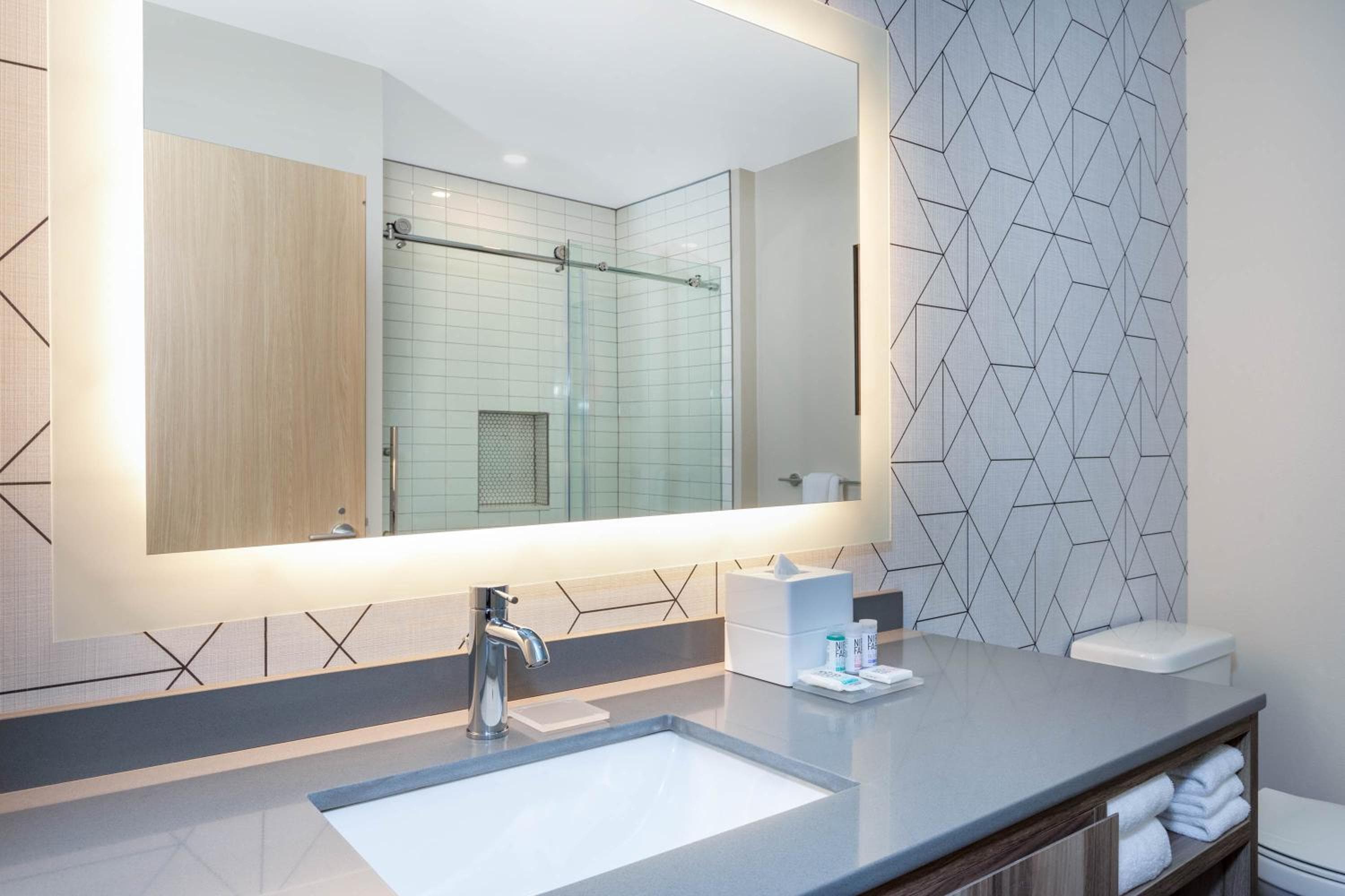 TRYP by Wyndham Orlando — 9