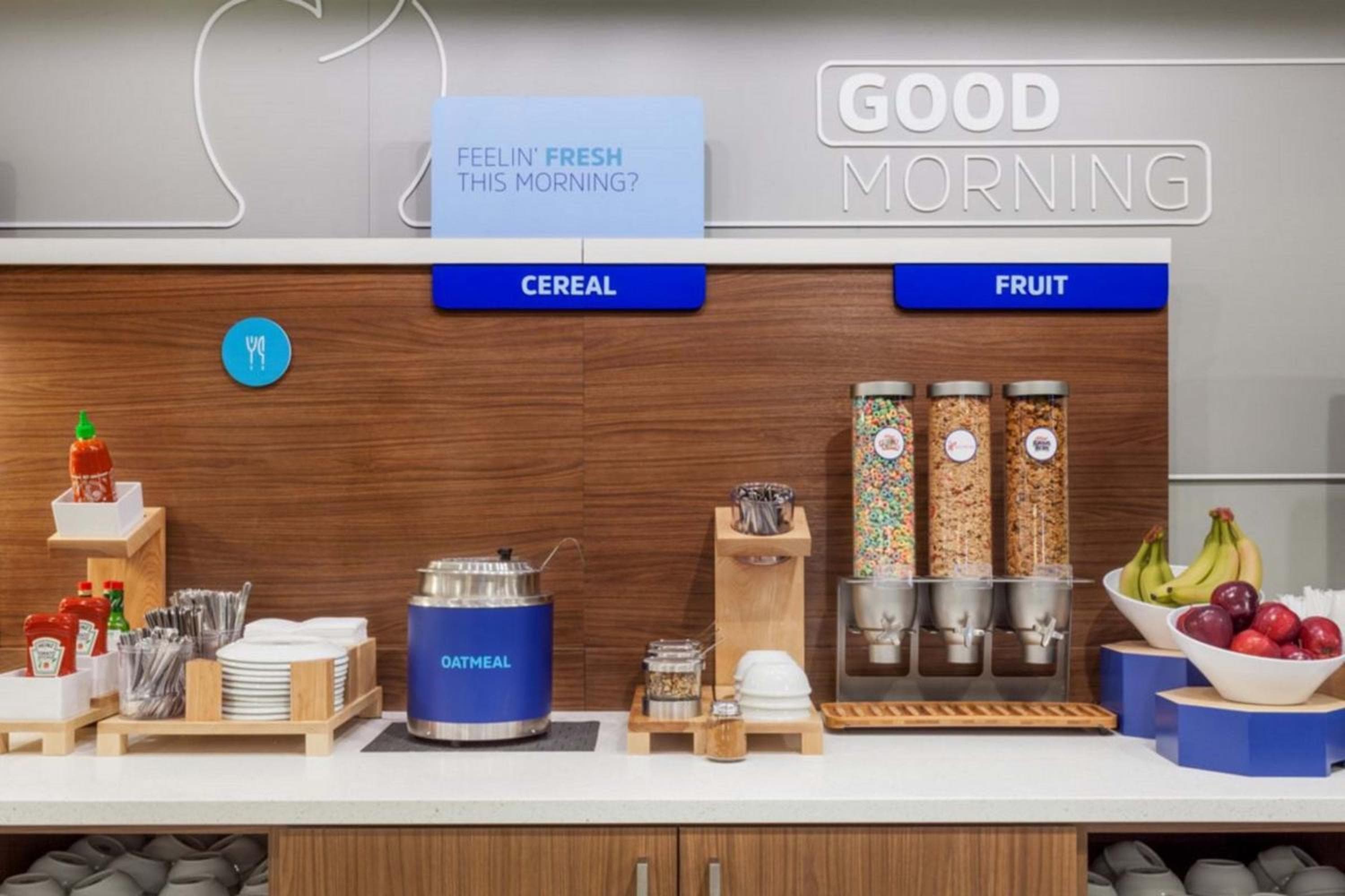 Holiday Inn Express Hotel & Suites Tampa-USF-Busch Gardens by IHG — 25