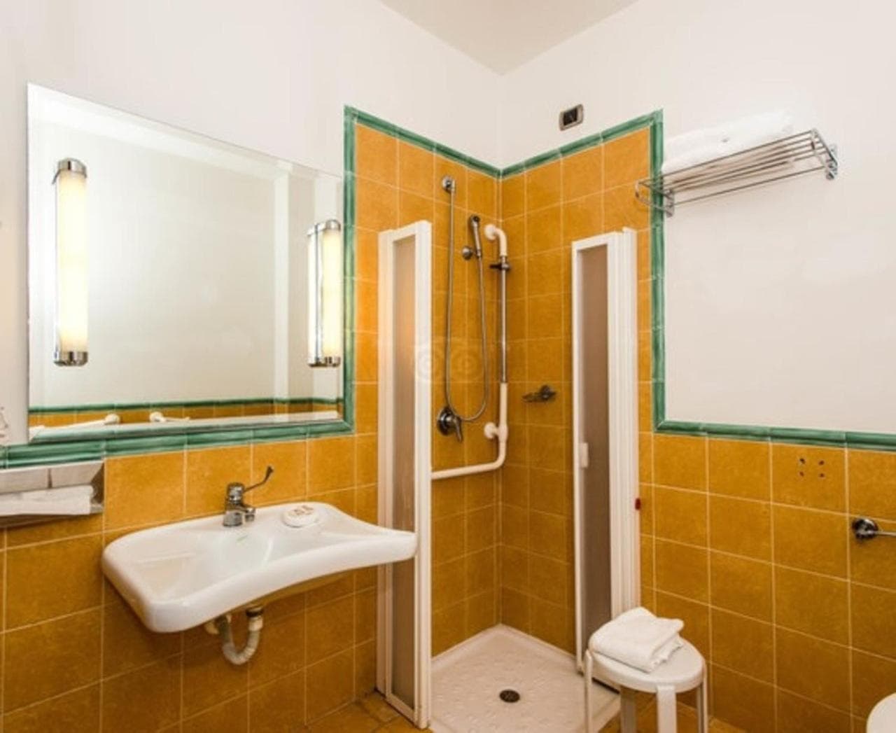 LH Hotel Lloyd Roma — 7