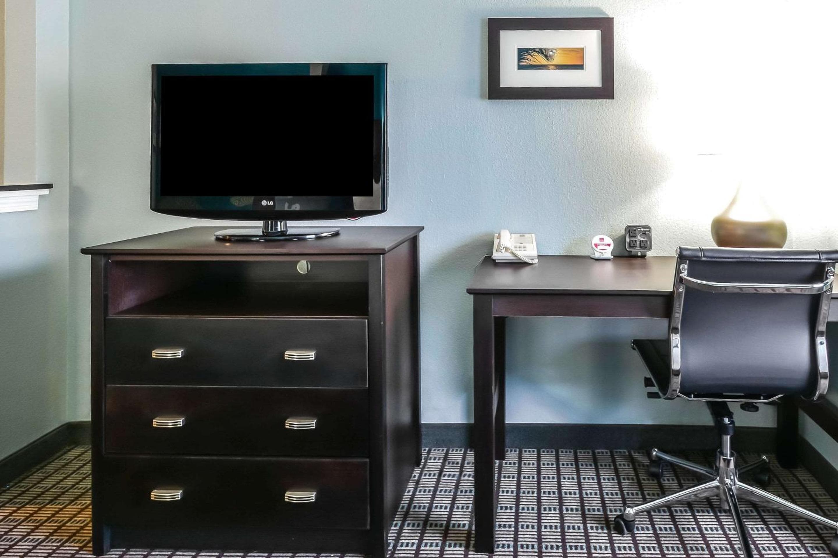 Comfort Suites Tampa - Brandon — 17