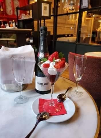 Mercado hotelero — 24