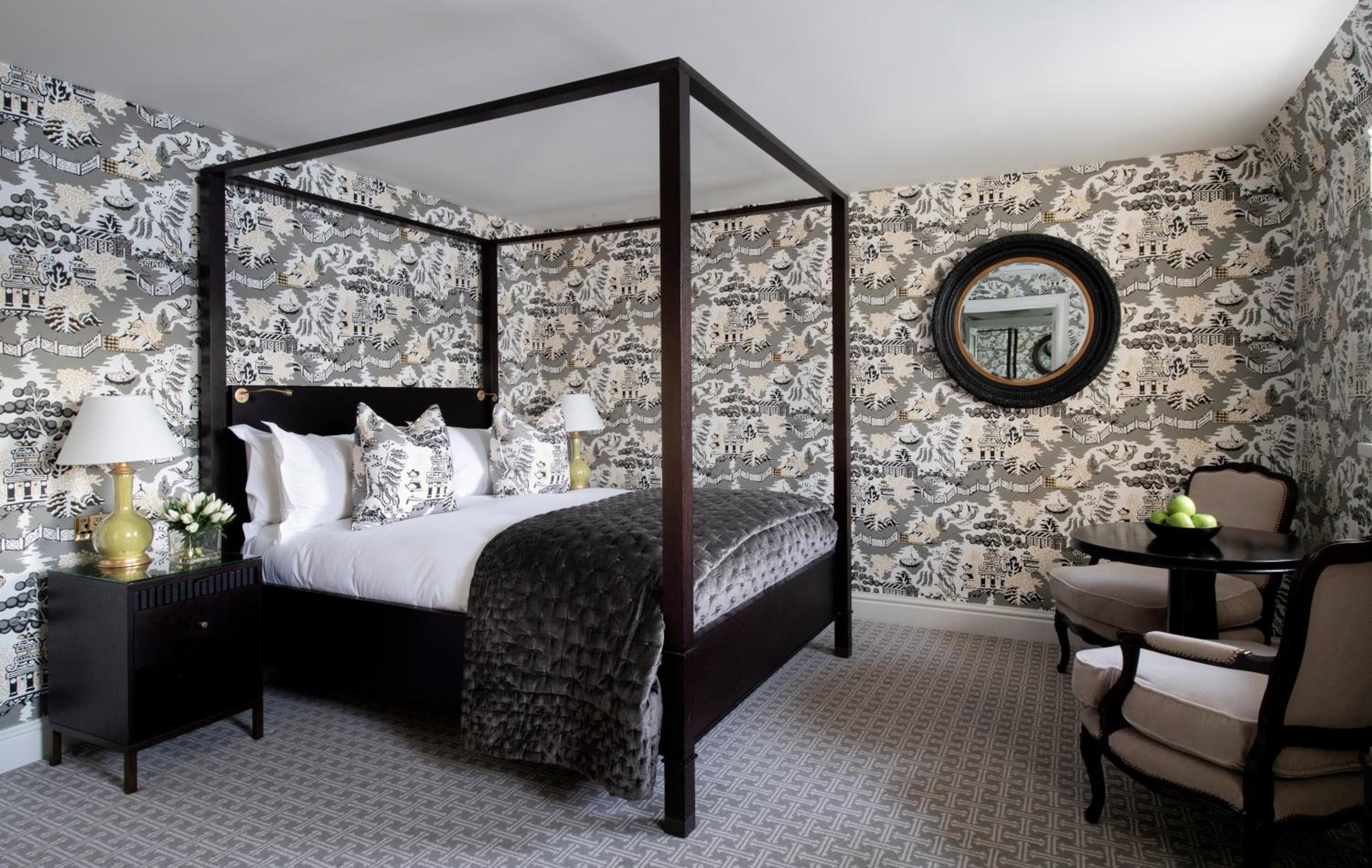 Das Kensington Hotel — 7