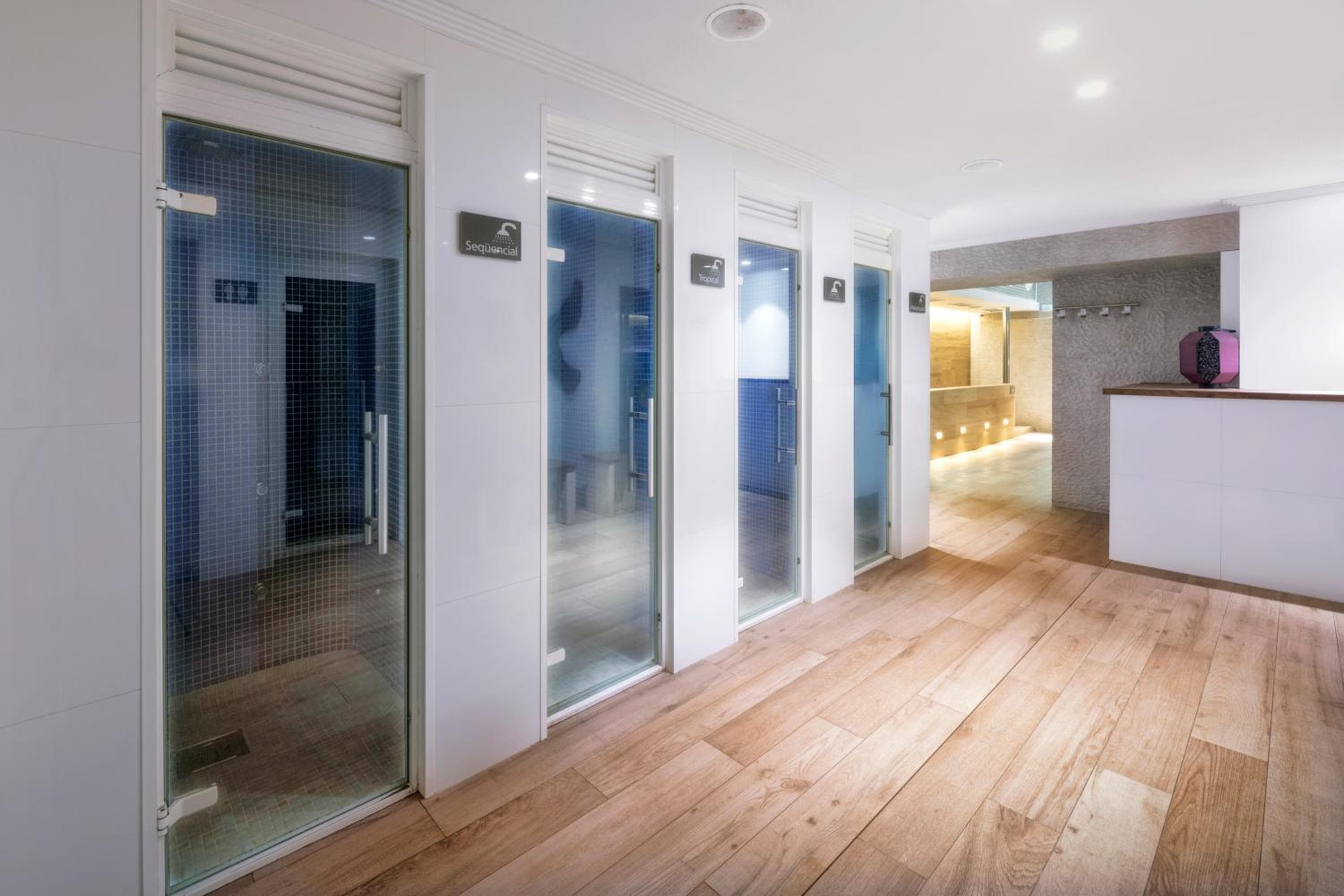 Sallés Hotel Pere IV — 14