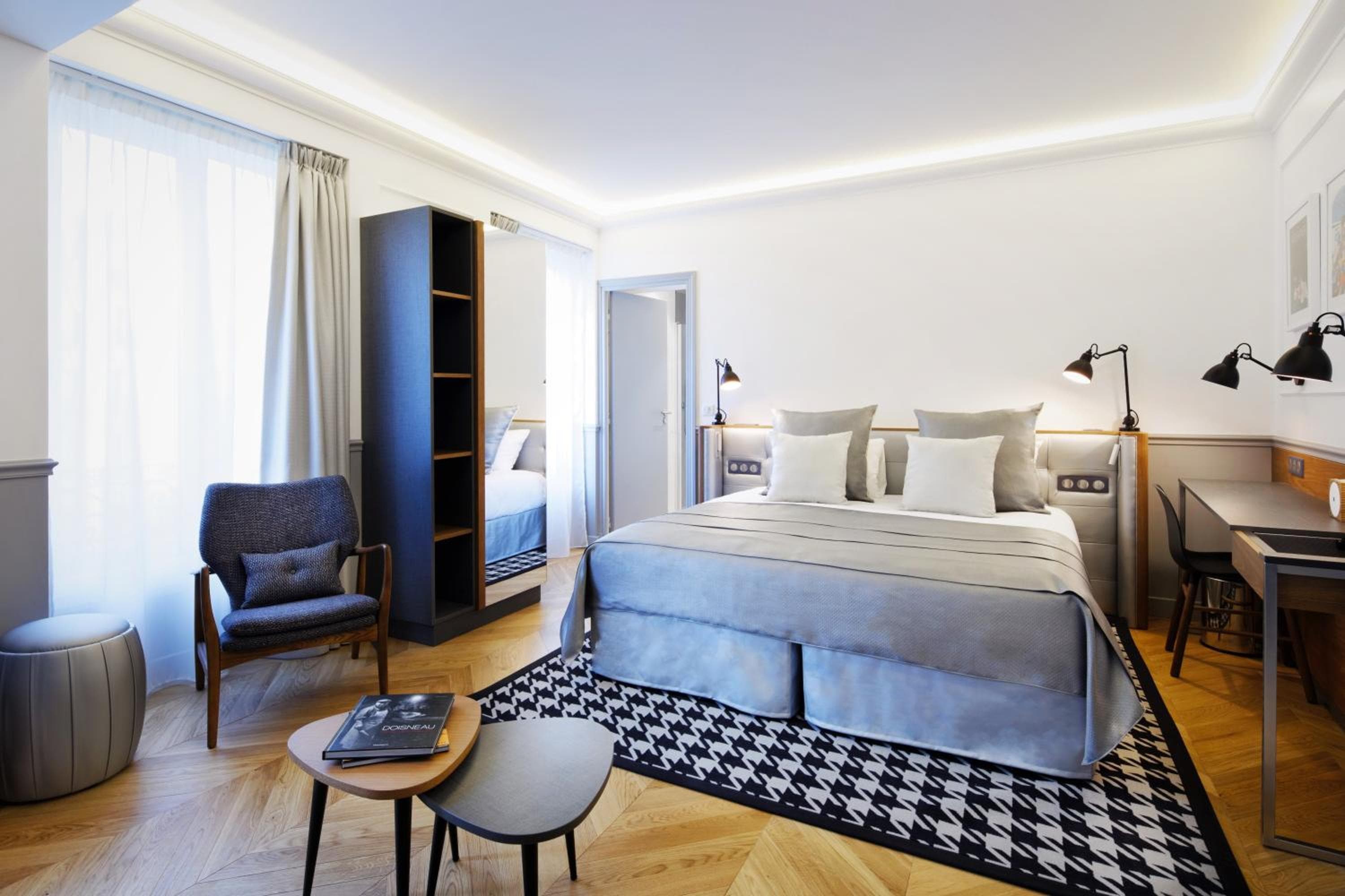 Hotel Petit Lafayette — 9