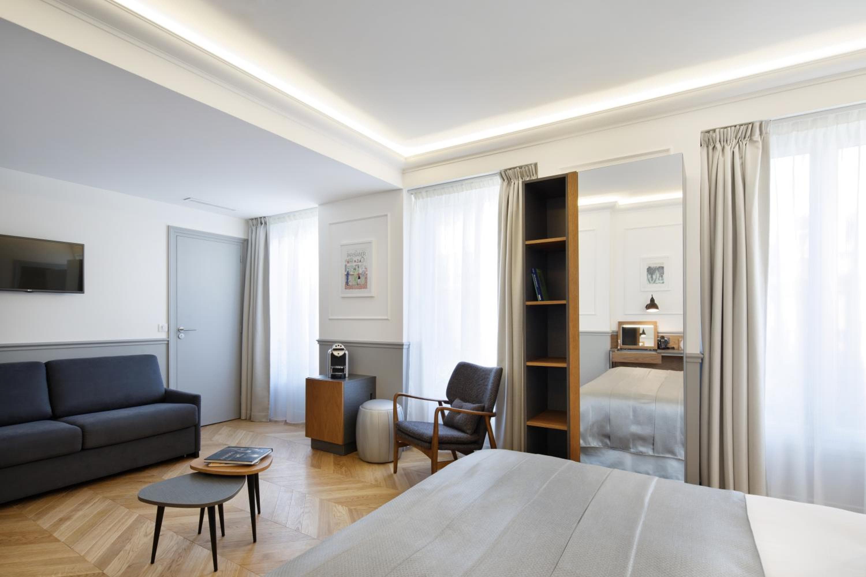 Hotel Petit Lafayette — 12