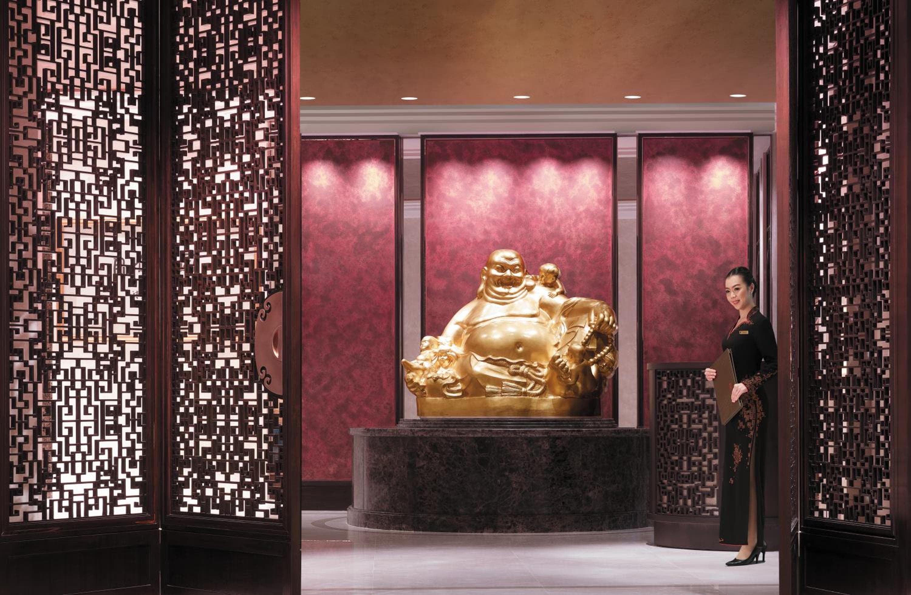 Shangri-La Bangkok hotel, 89 Soi Wat Suan Plu, Bangrak, Bangkok, Thailand — photo 55