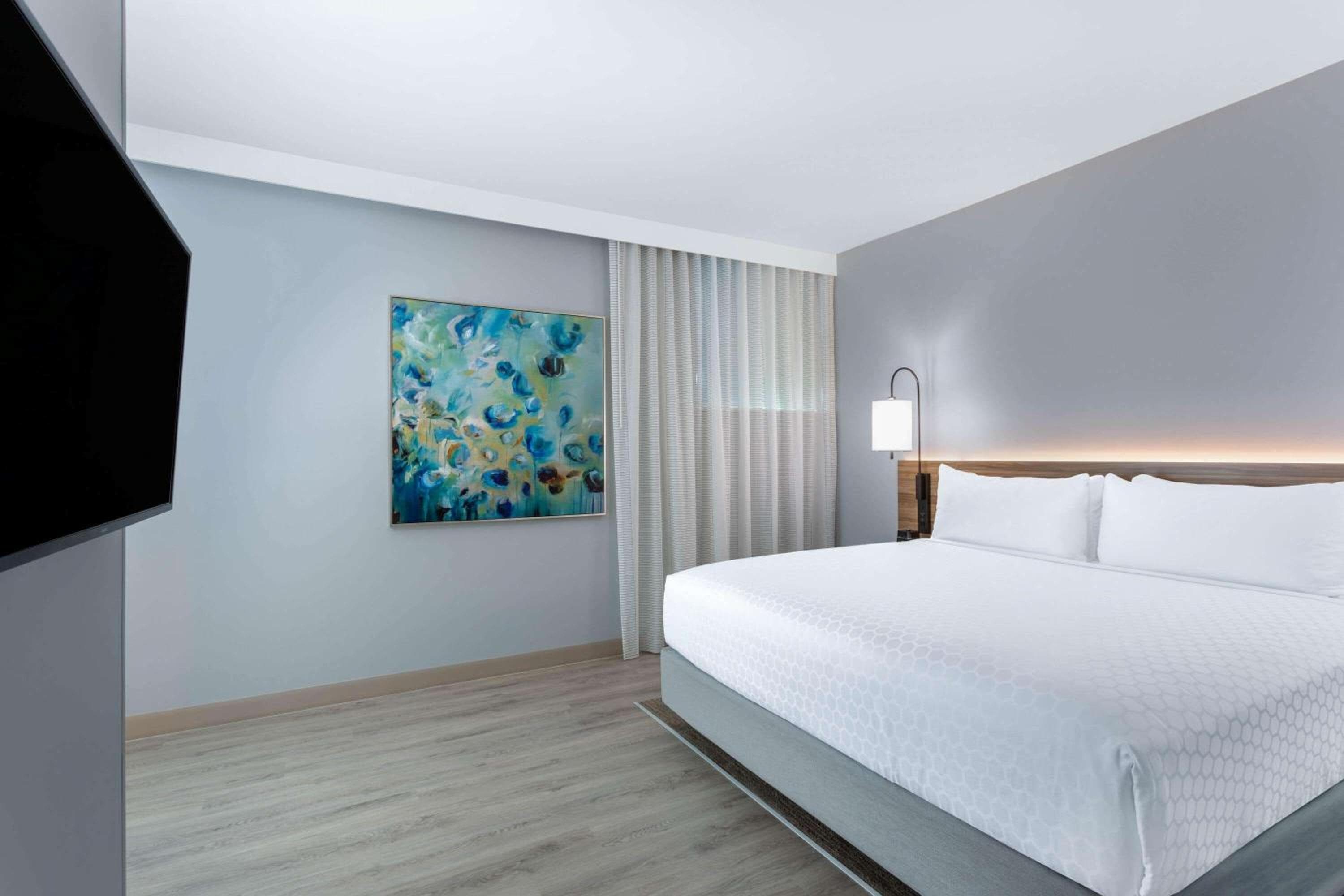 Wyndham Garden Miami International Airport — 9
