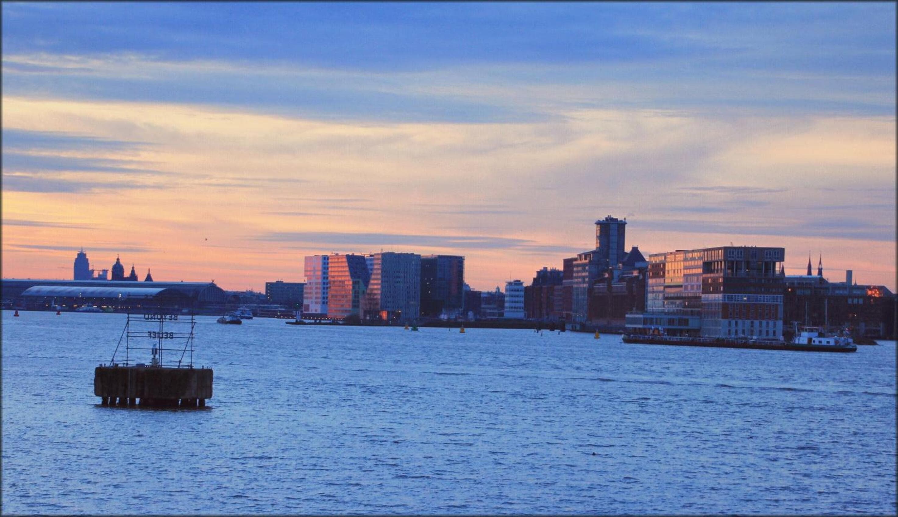 Botel — 20
