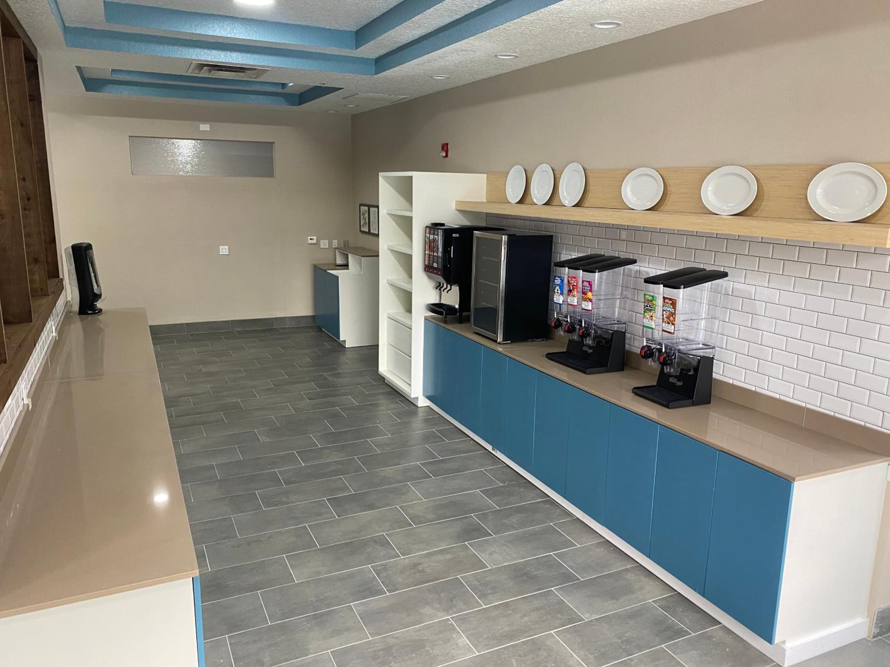 Country Inn & Suites by Radisson, RJ Stadium - Tampa Airport East — 22