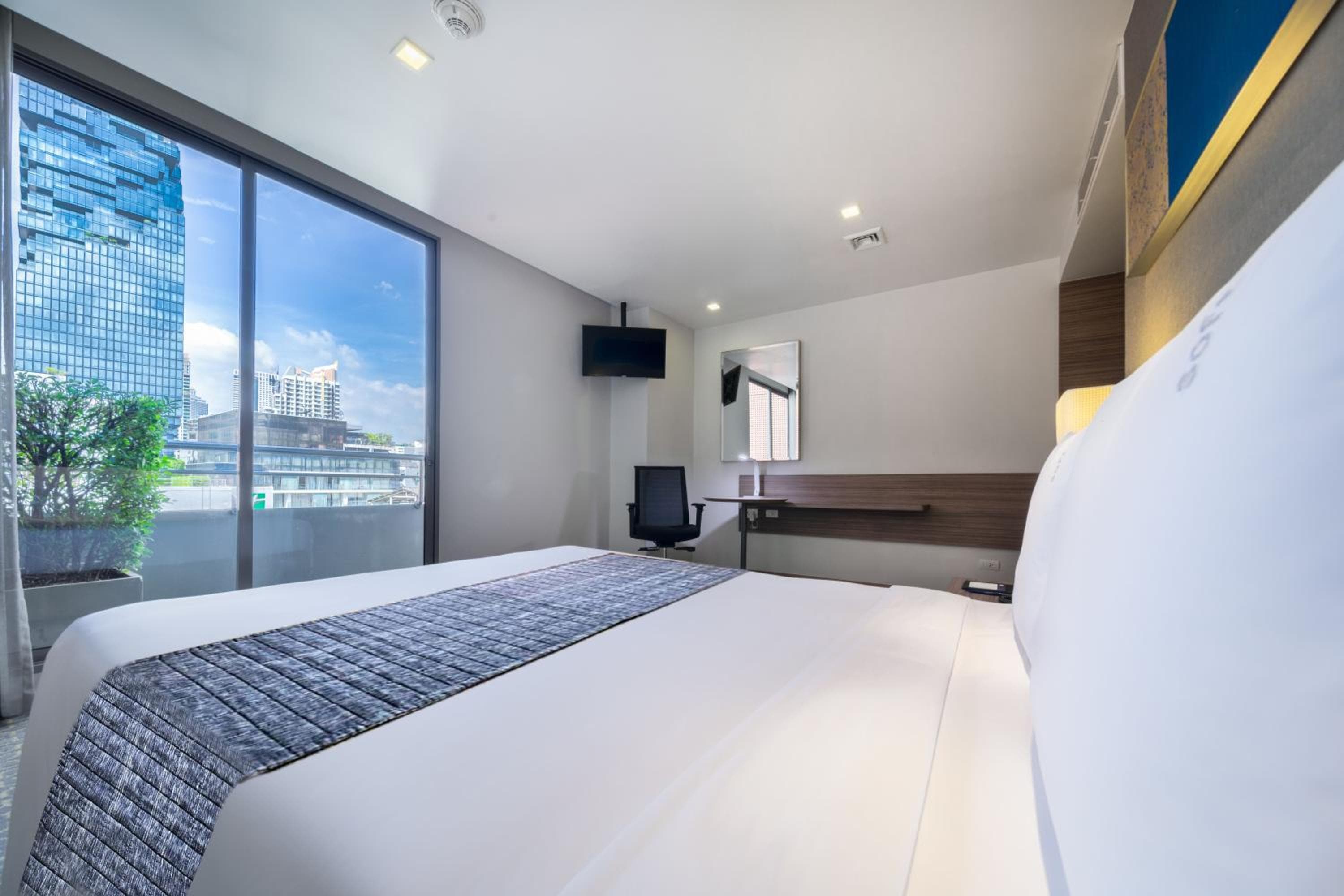 Holiday Inn Express Bangkok Sathorn, un hotel IHG — 11