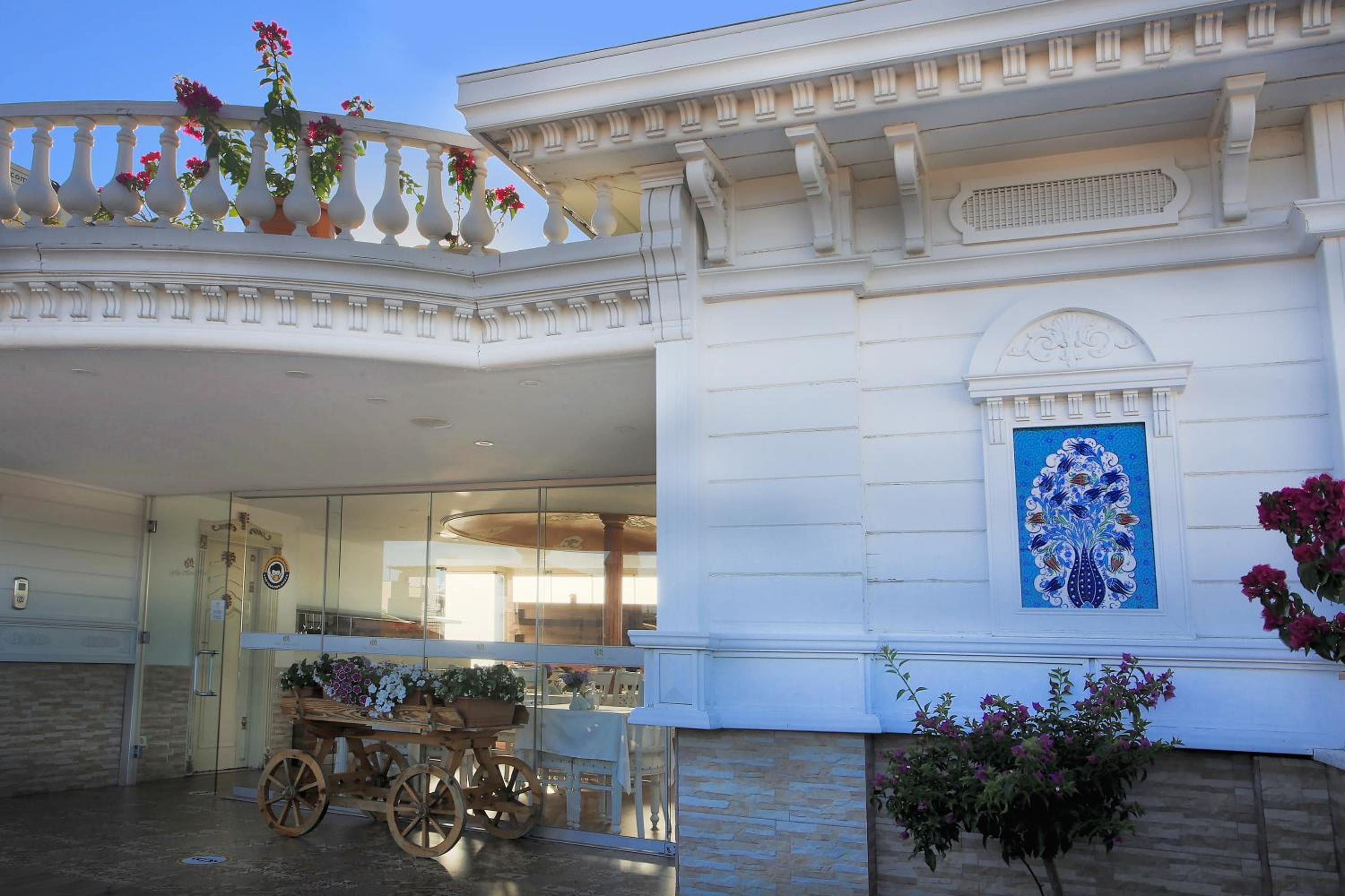 White House Hotel Istanbul — 3