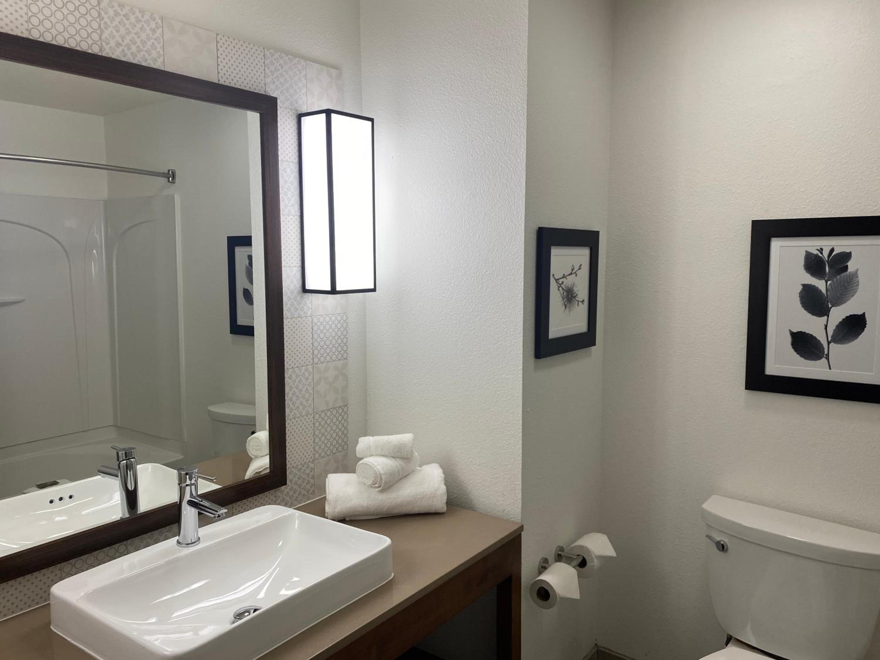 Country Inn & Suites by Radisson, Tampa Estadio RJ — 28