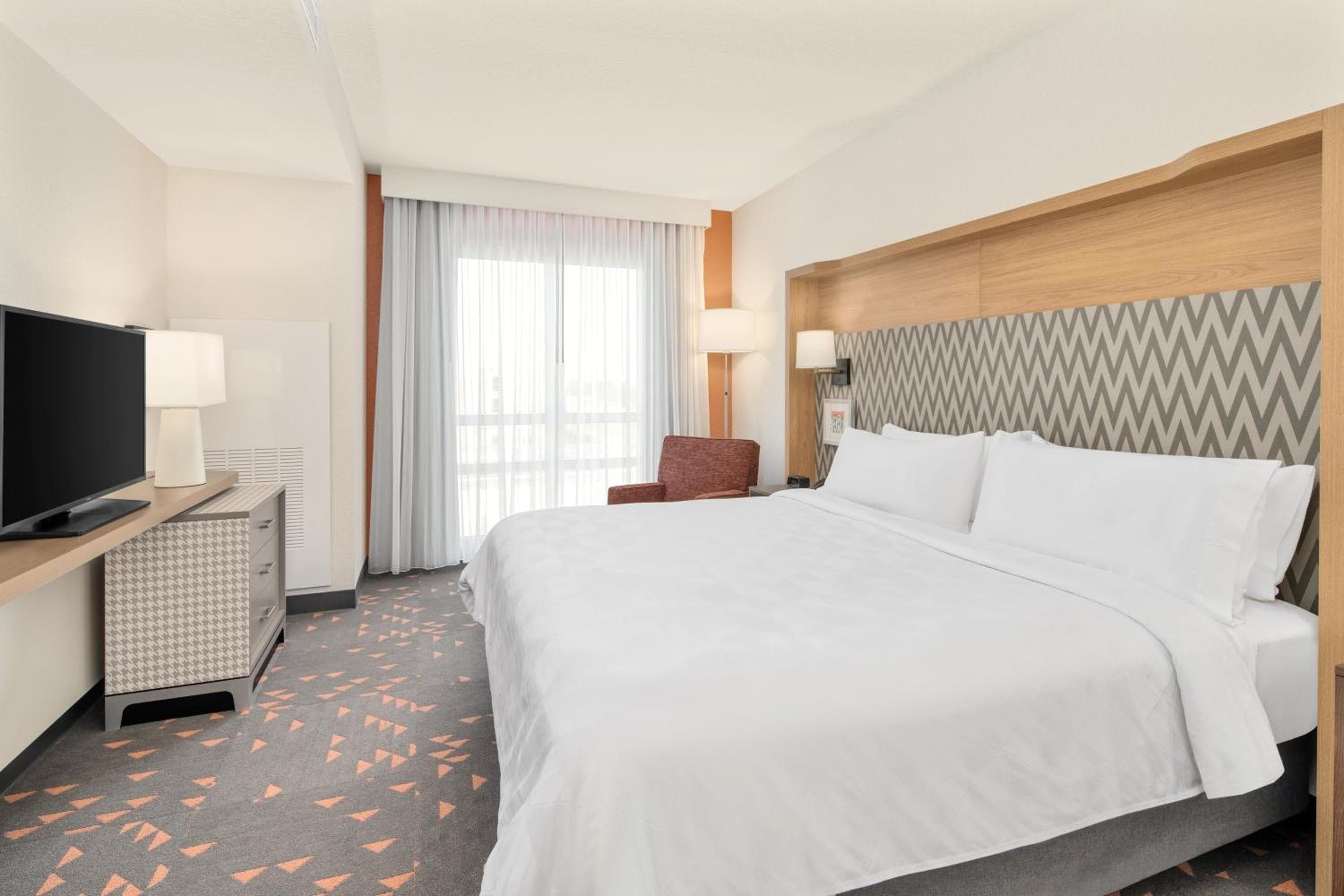 Holiday Inn & Suites Orlando-International Dr S, an IHG Hotel — 27