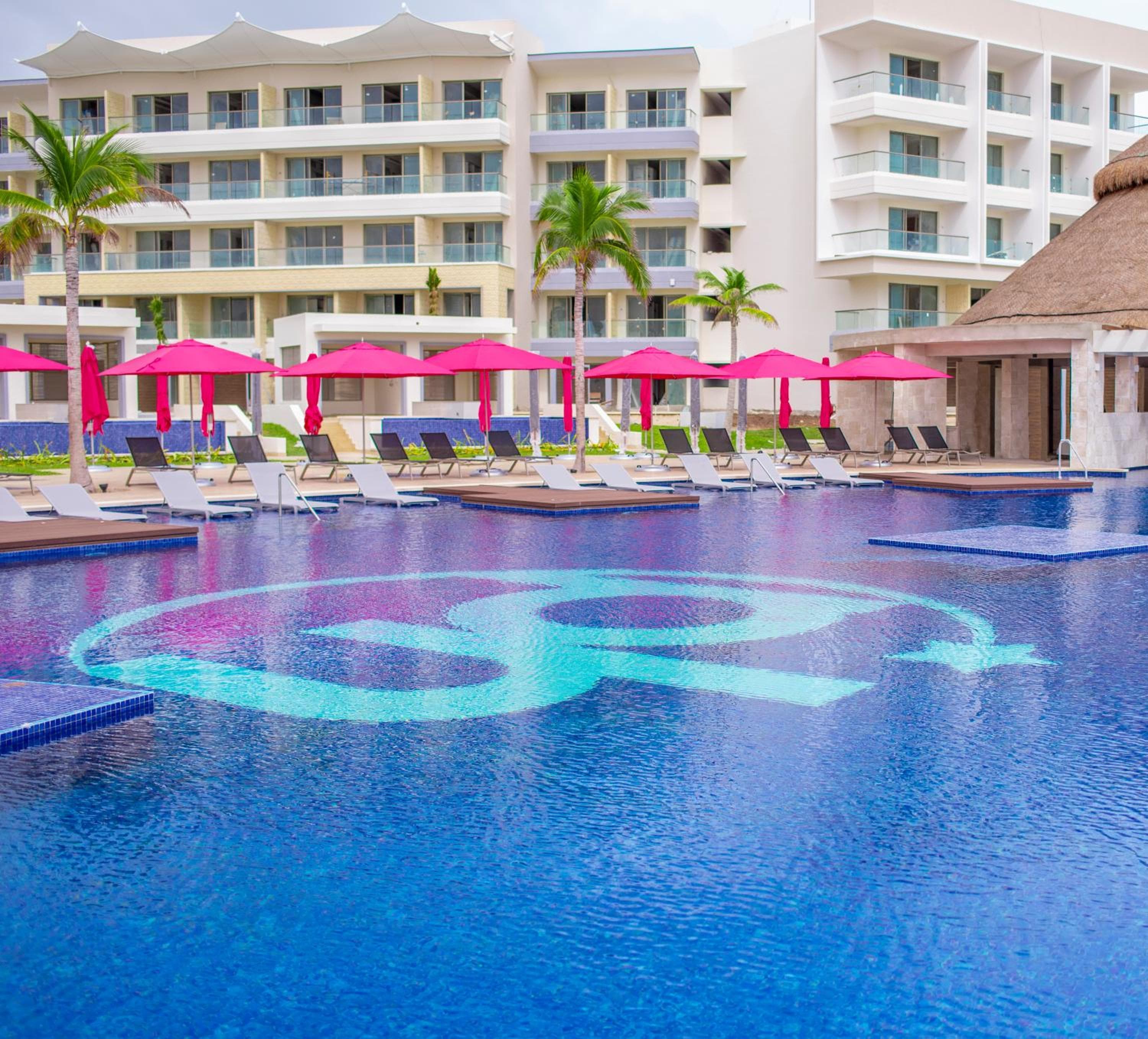 Planet Hollywood Cancun Adult Scene by Royalton, An Autograph Collection All-Inclusive Resort - Adults Only — 4