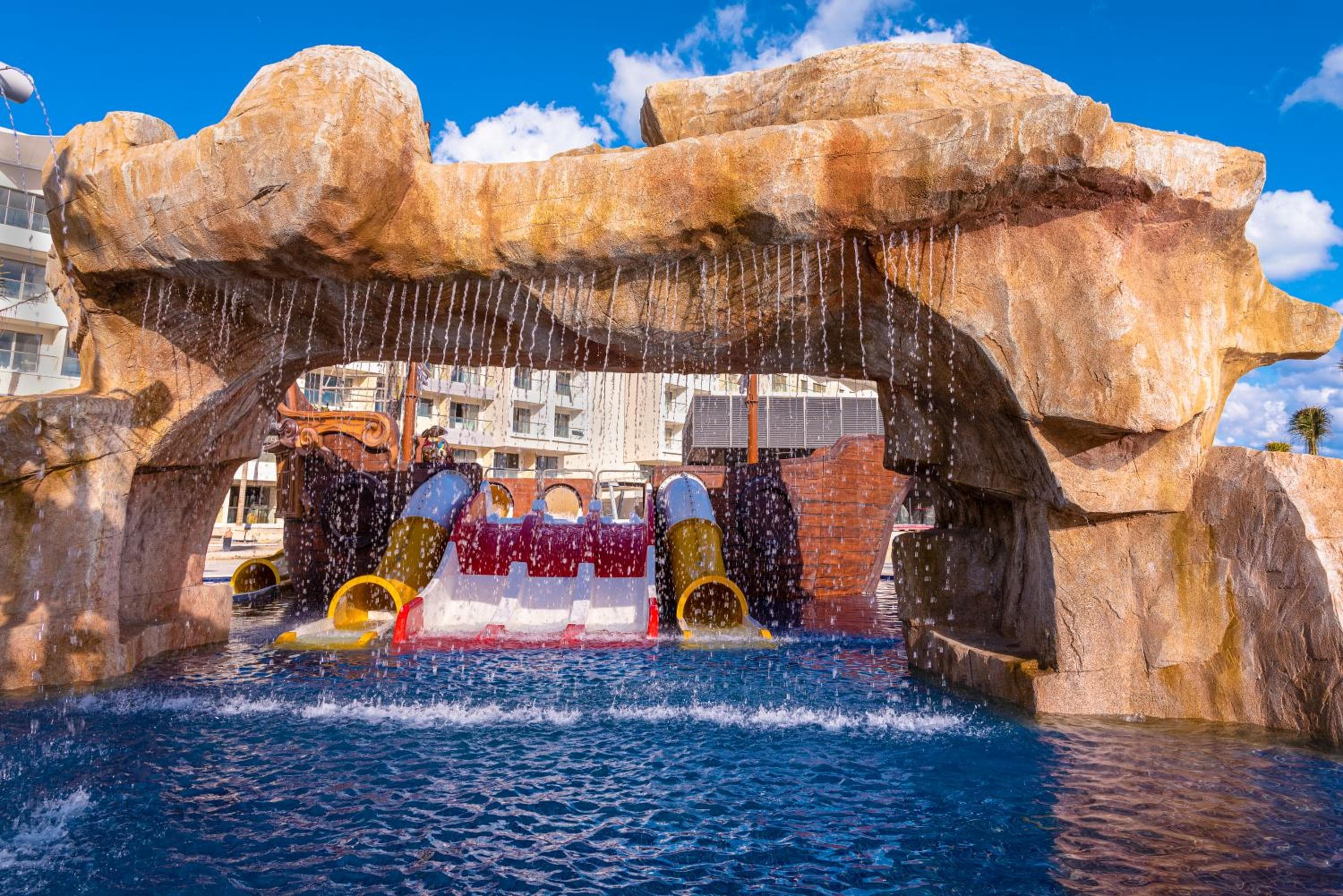Planet Hollywood Cancun by Royalton, An Autograph Collection All-Inclusive Resort — 7