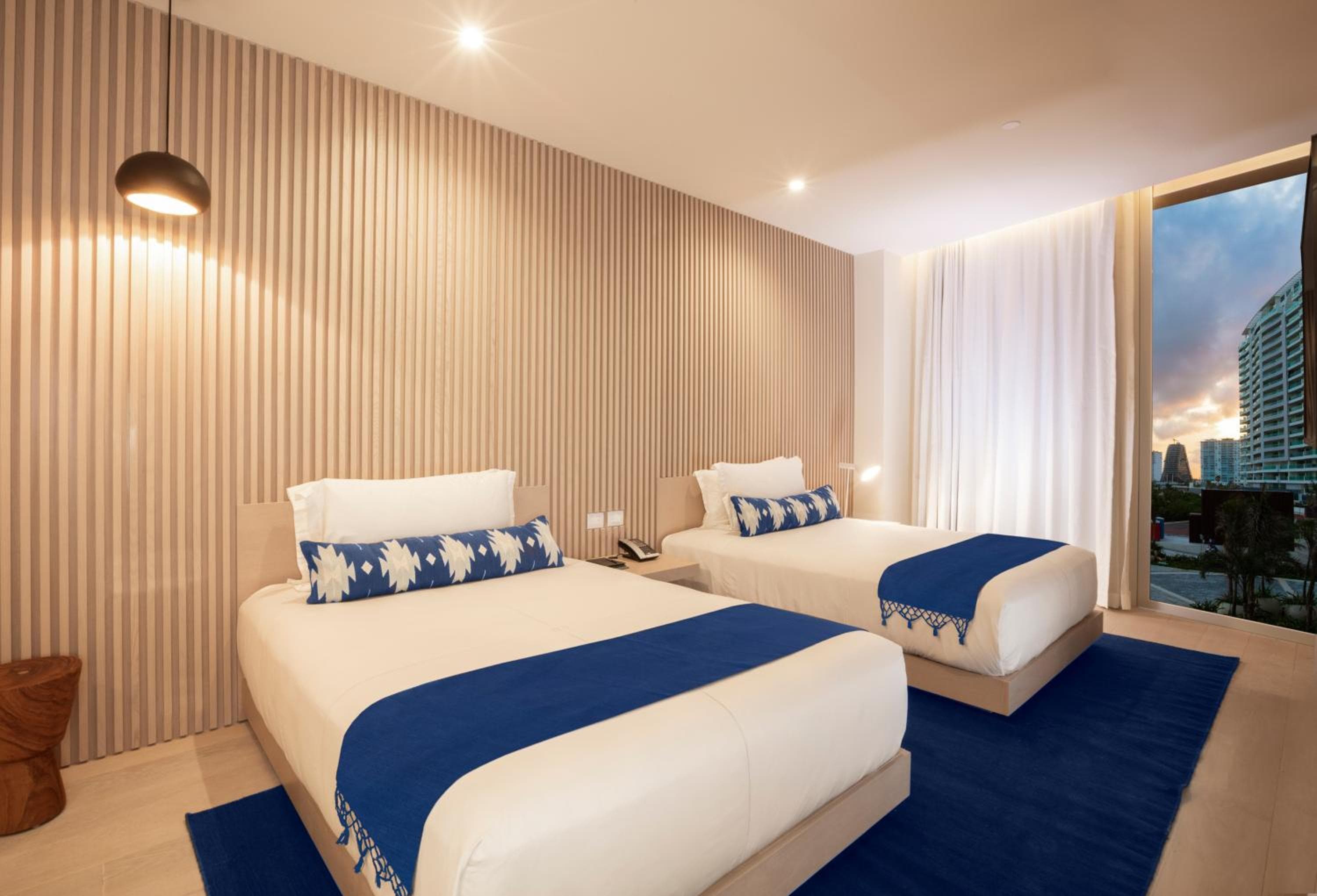 SLS Cancun — 17