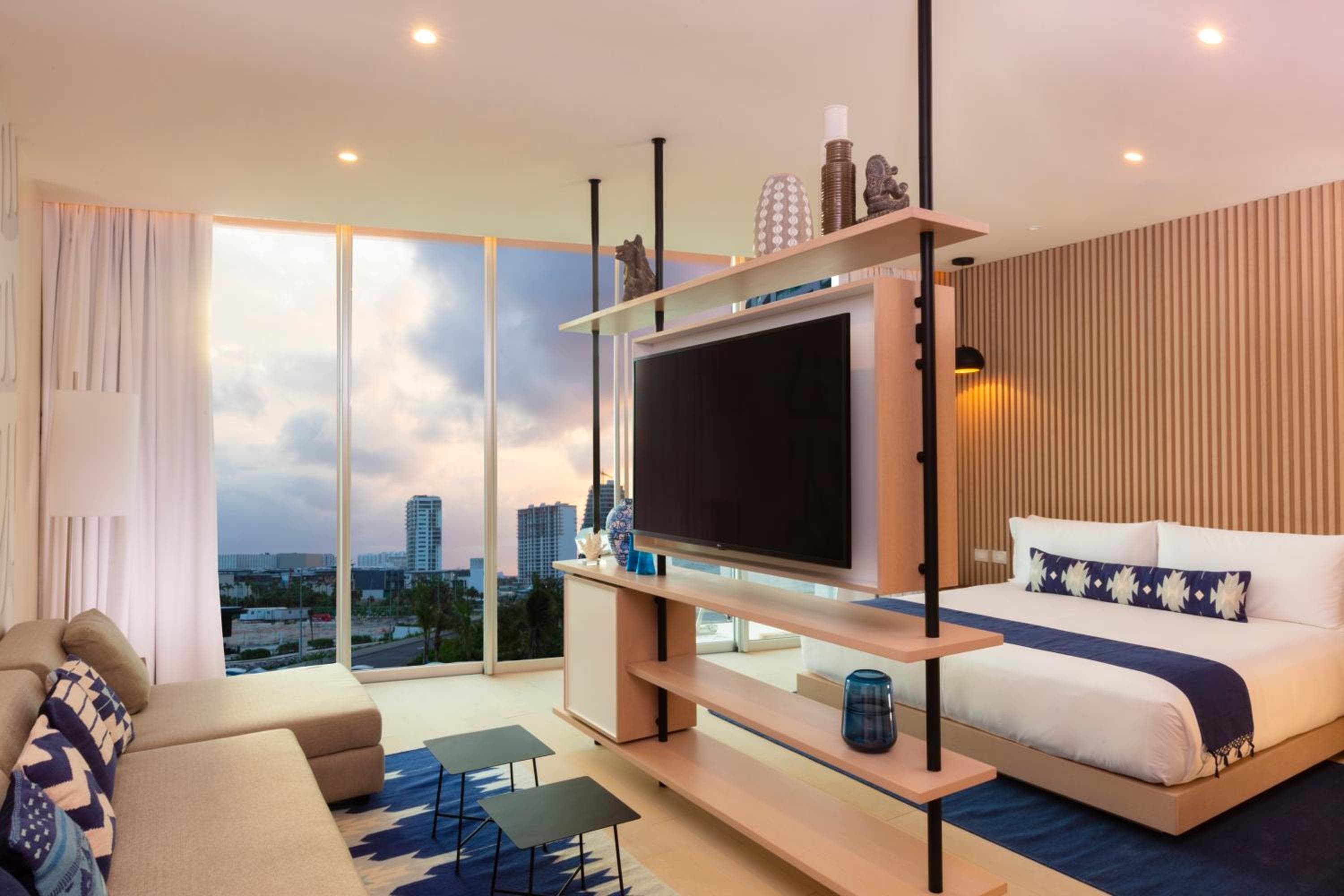 SLS Cancun — 12