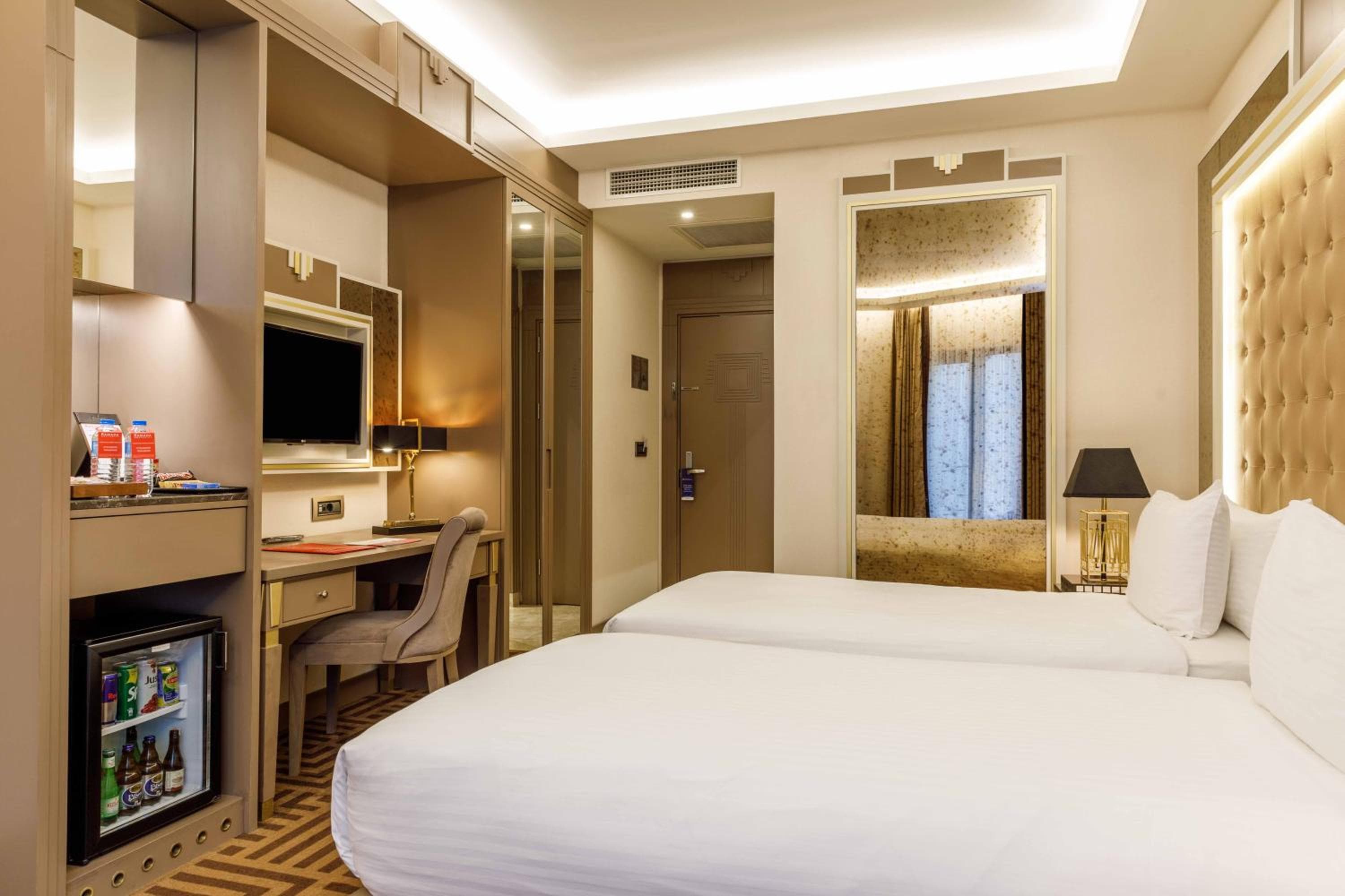 Ramada by Wyndham Istanbul Golden Horn — 22