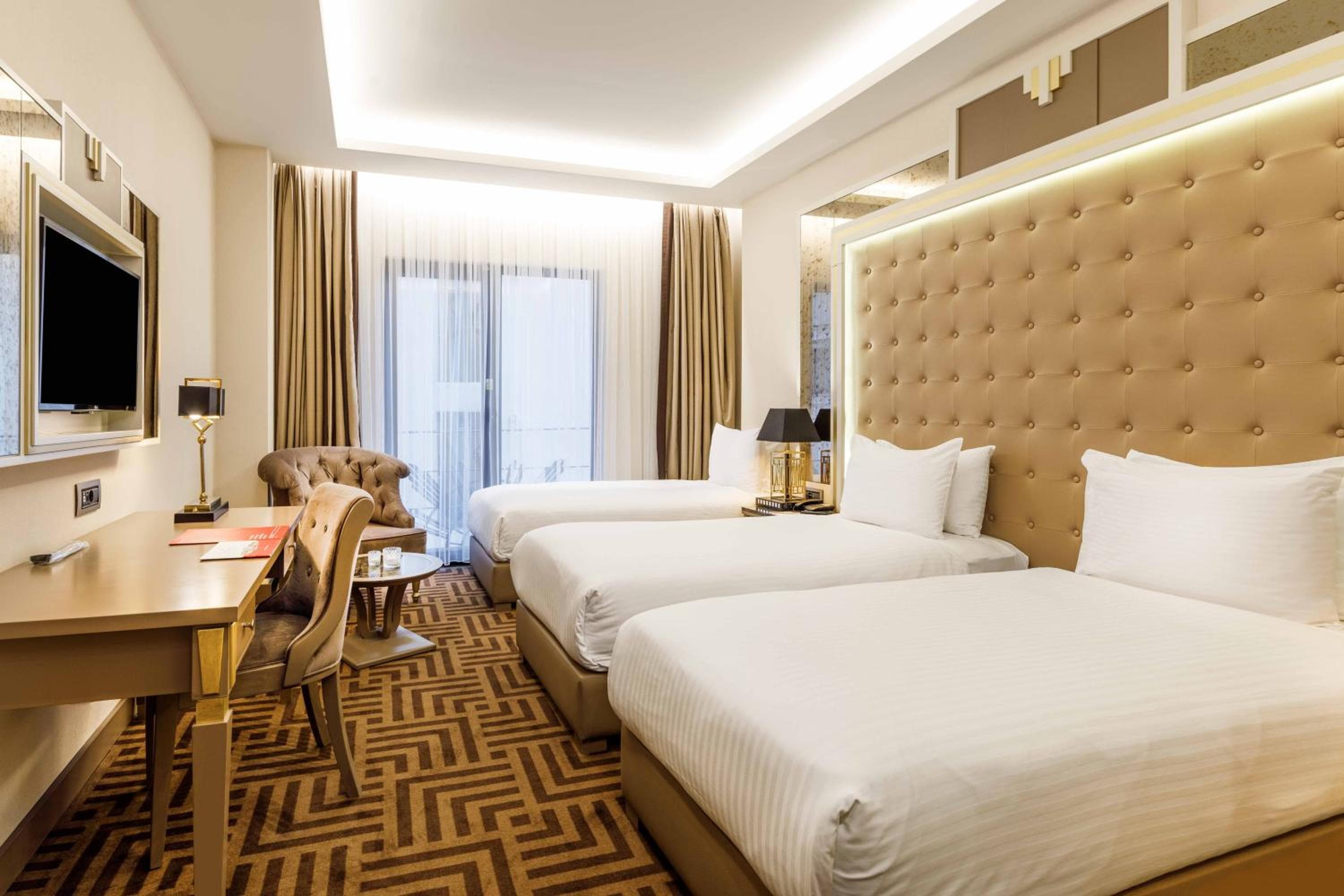 Ramada by Wyndham Istanbul Golden Horn — 20