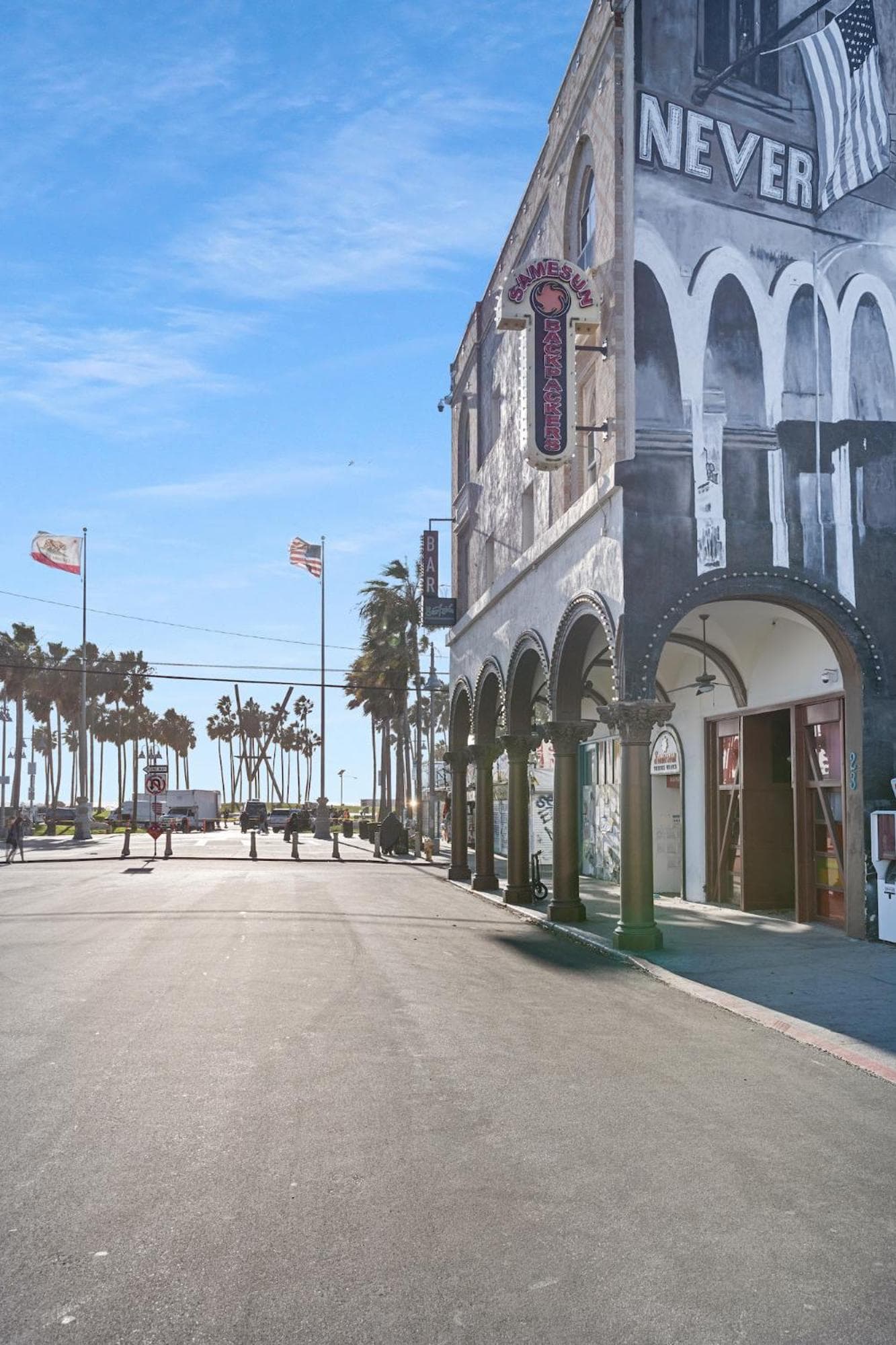 Samesun Venice Beach Hotel & Hostel — 2