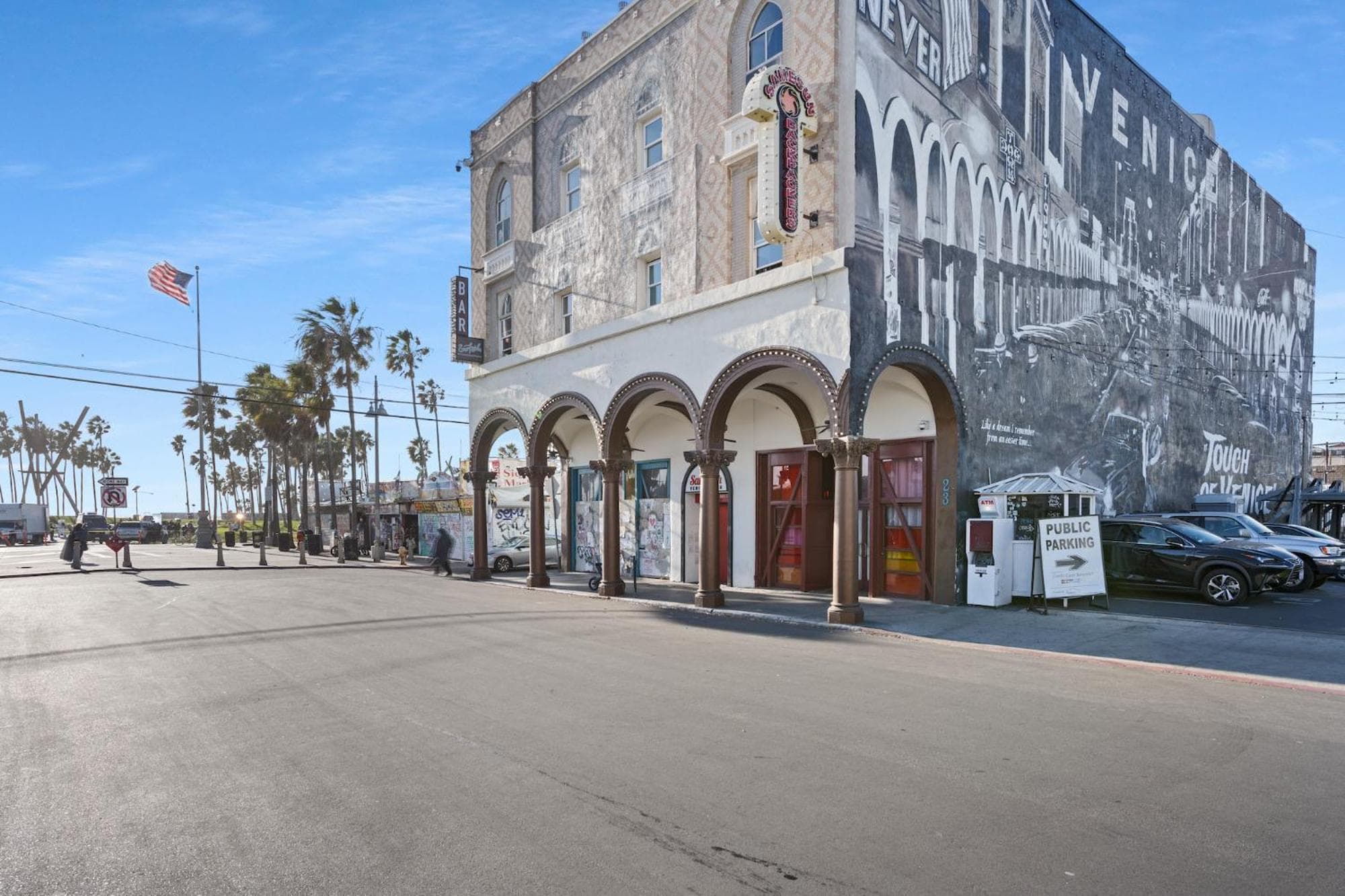 Samesun Venice Beach Hotel & Hostel — 14