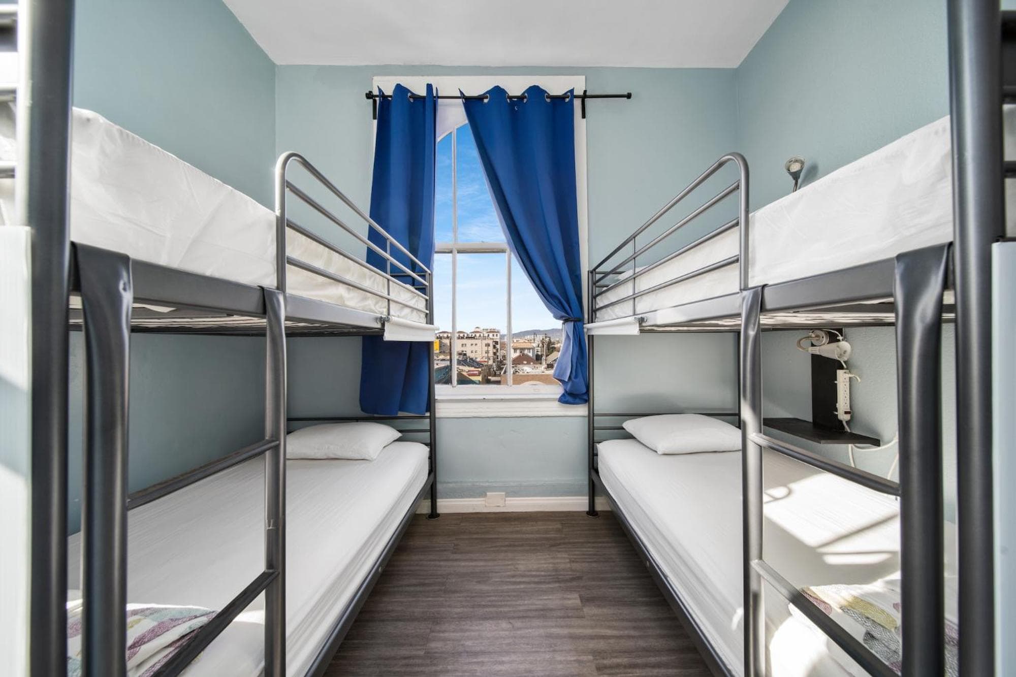 Samesun Venice Beach Hotel & Hostel — 15