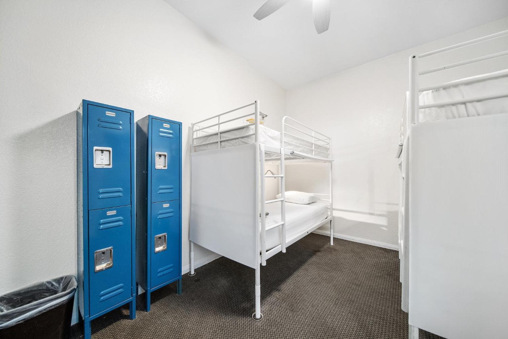 Samesun Venice Beach Hotel & Hostel — 26