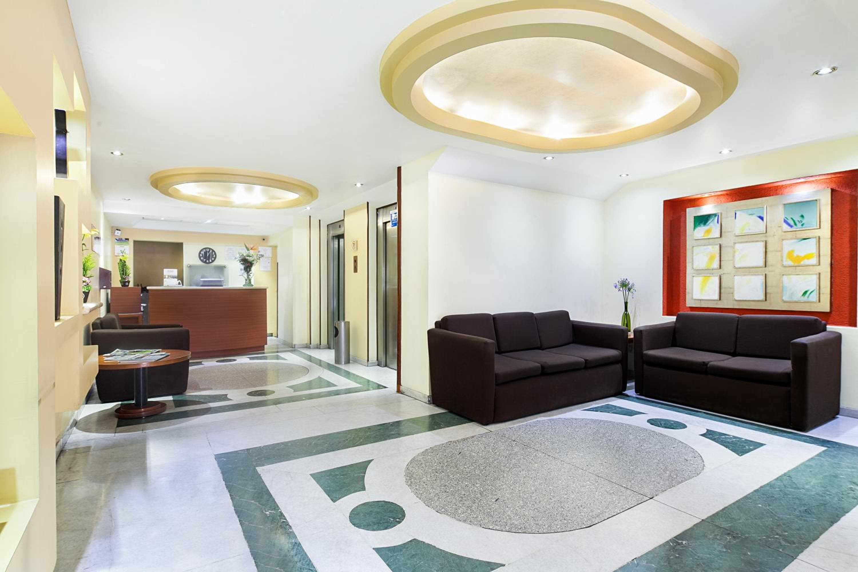 Exe Suites San Marino — 8