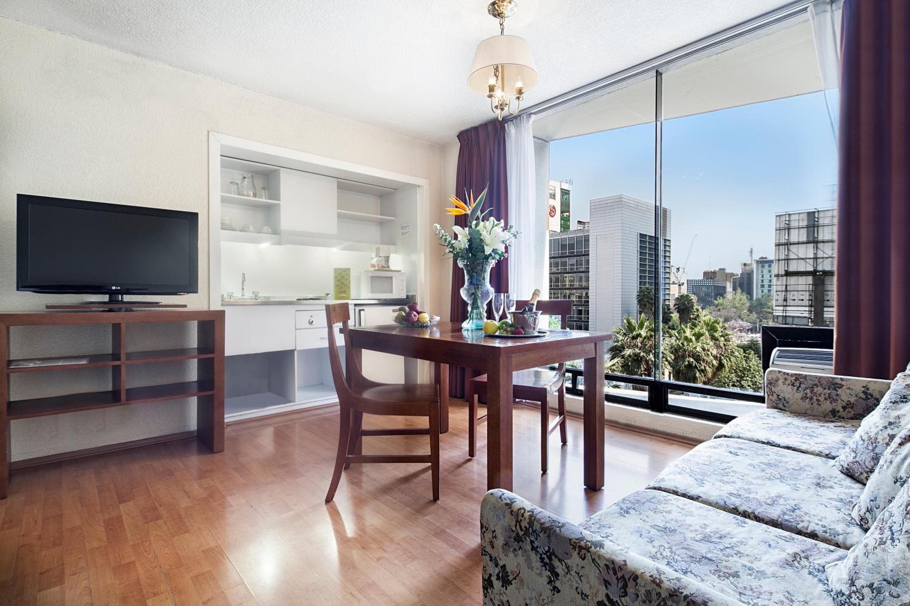 Exe Suites San Marino — 4