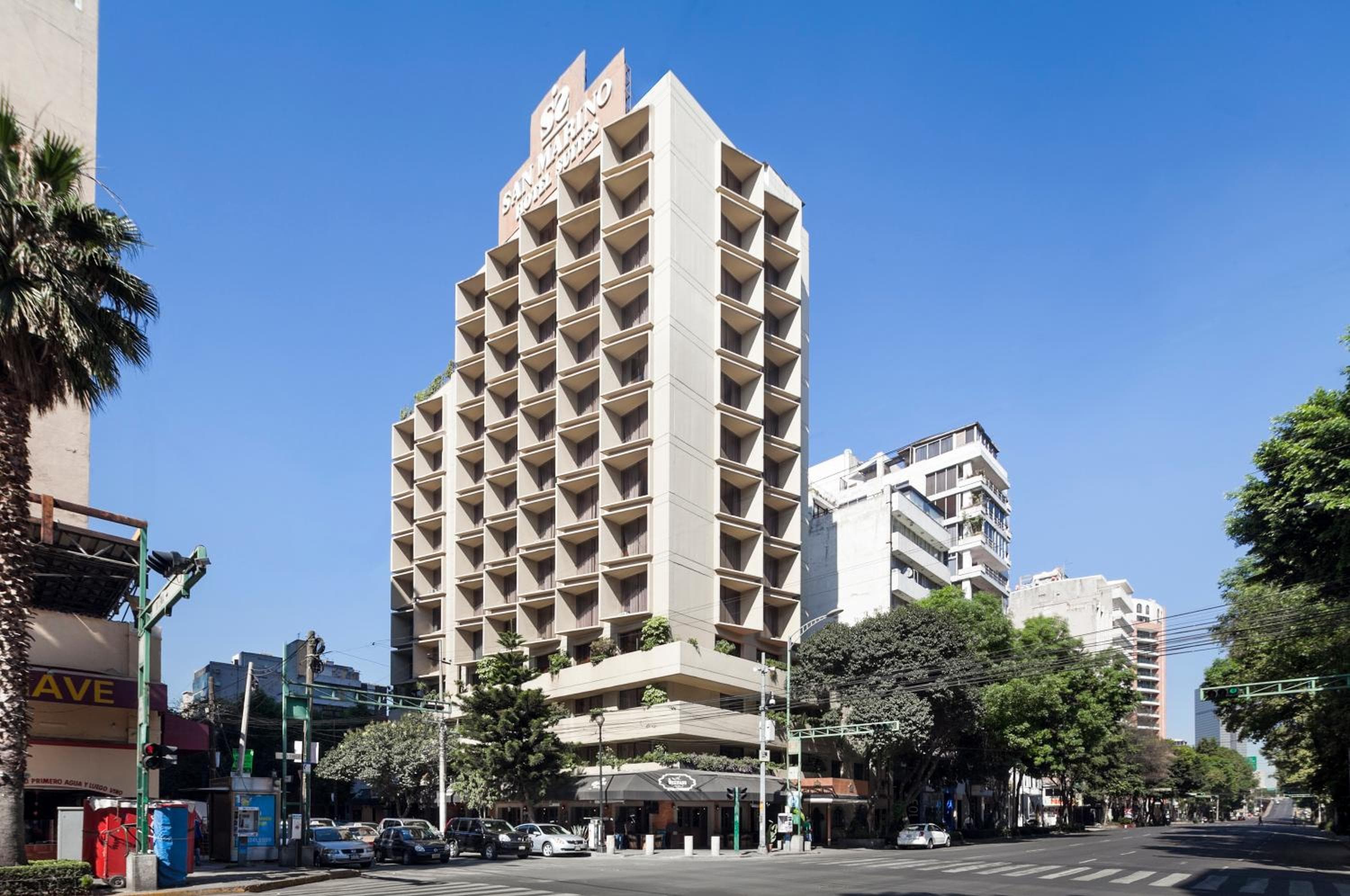 Exe Suites San Marino — 1