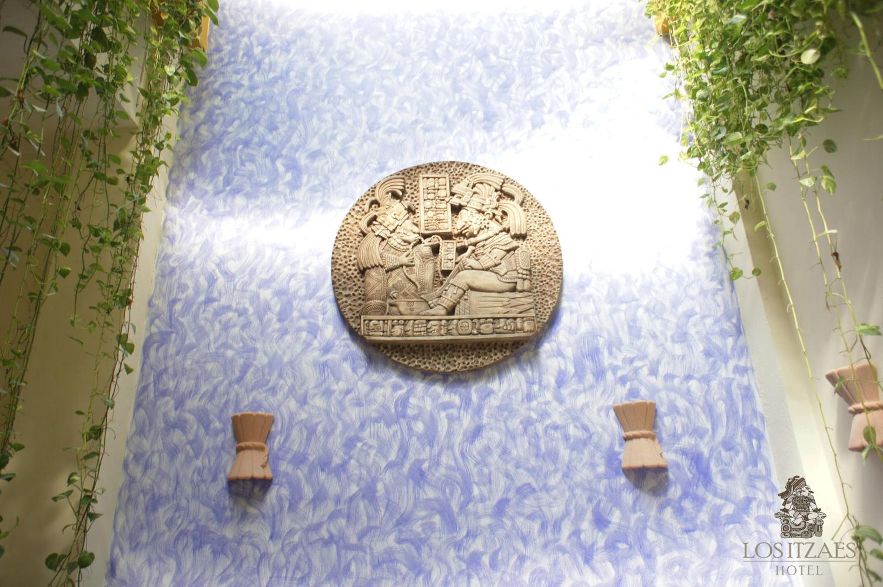 Hotel Los Itzaes by 5th av — 2
