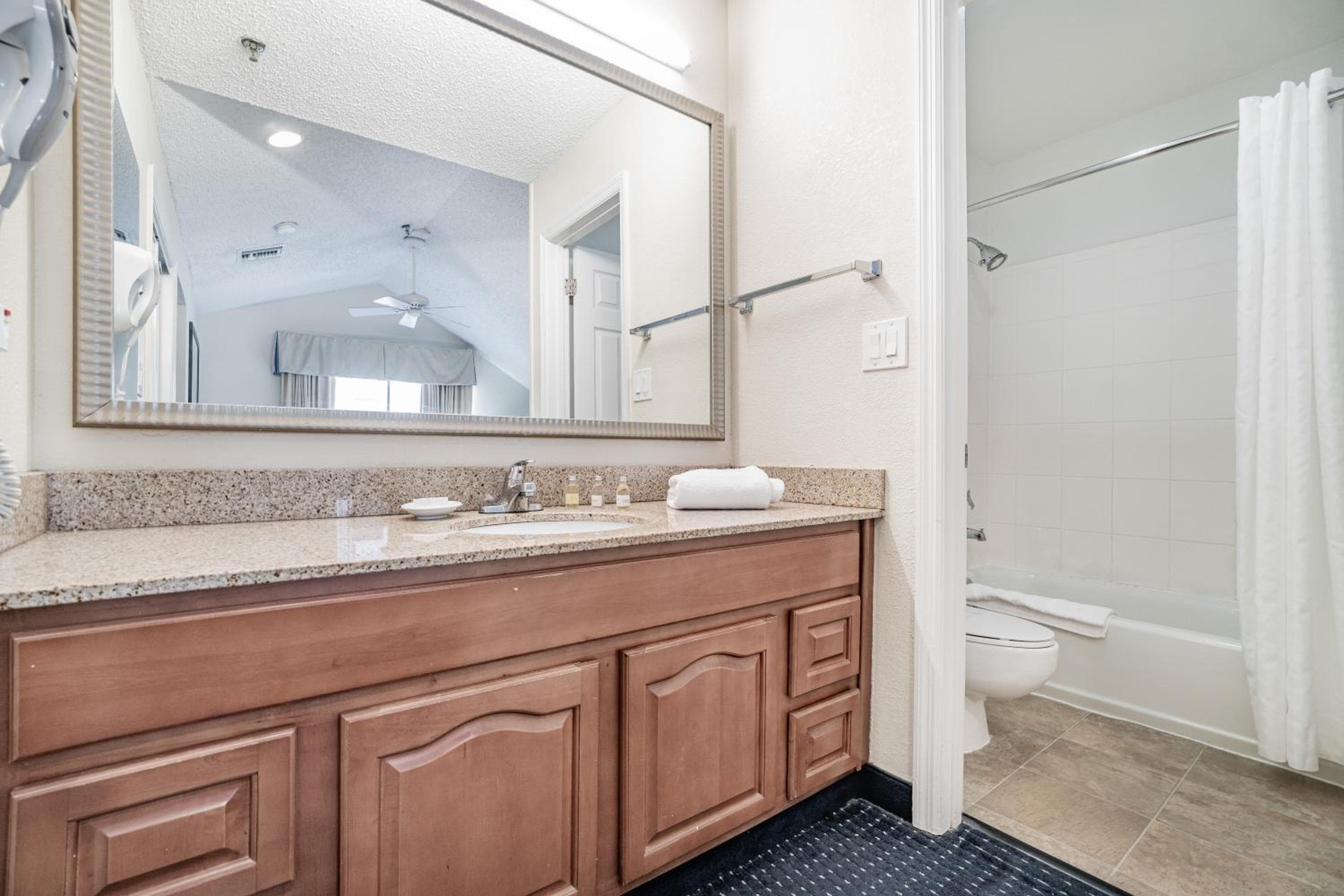 Doral Inn & Suites Miami Aeroporto Ovest — 23