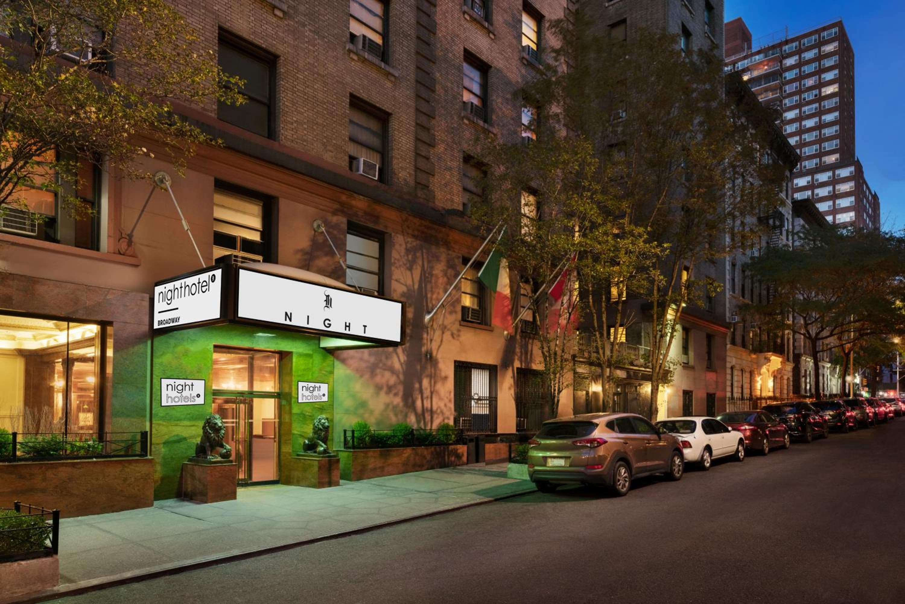 Night Hotel Broadway — 5