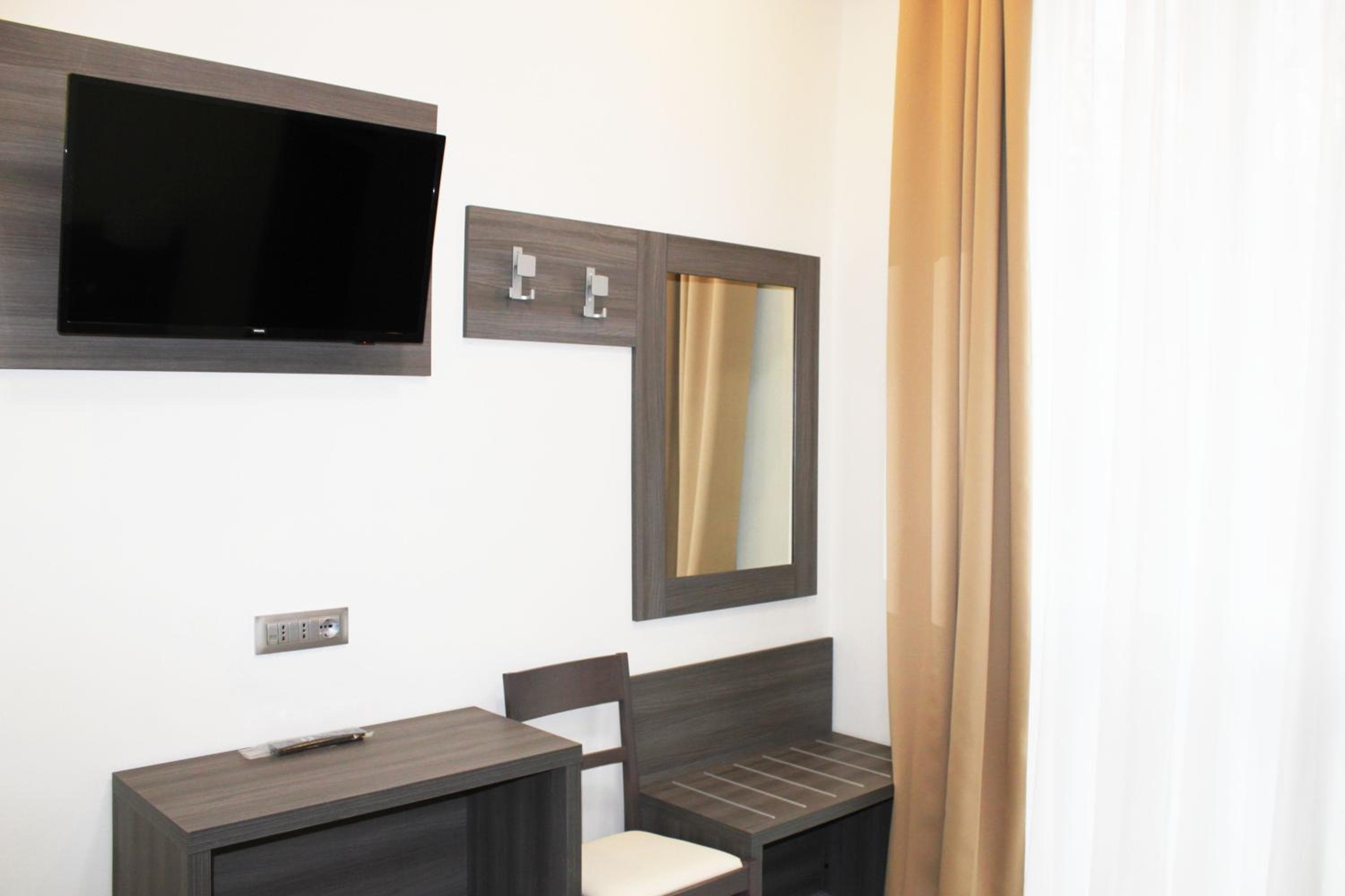 Hotel Metrópoli — 4