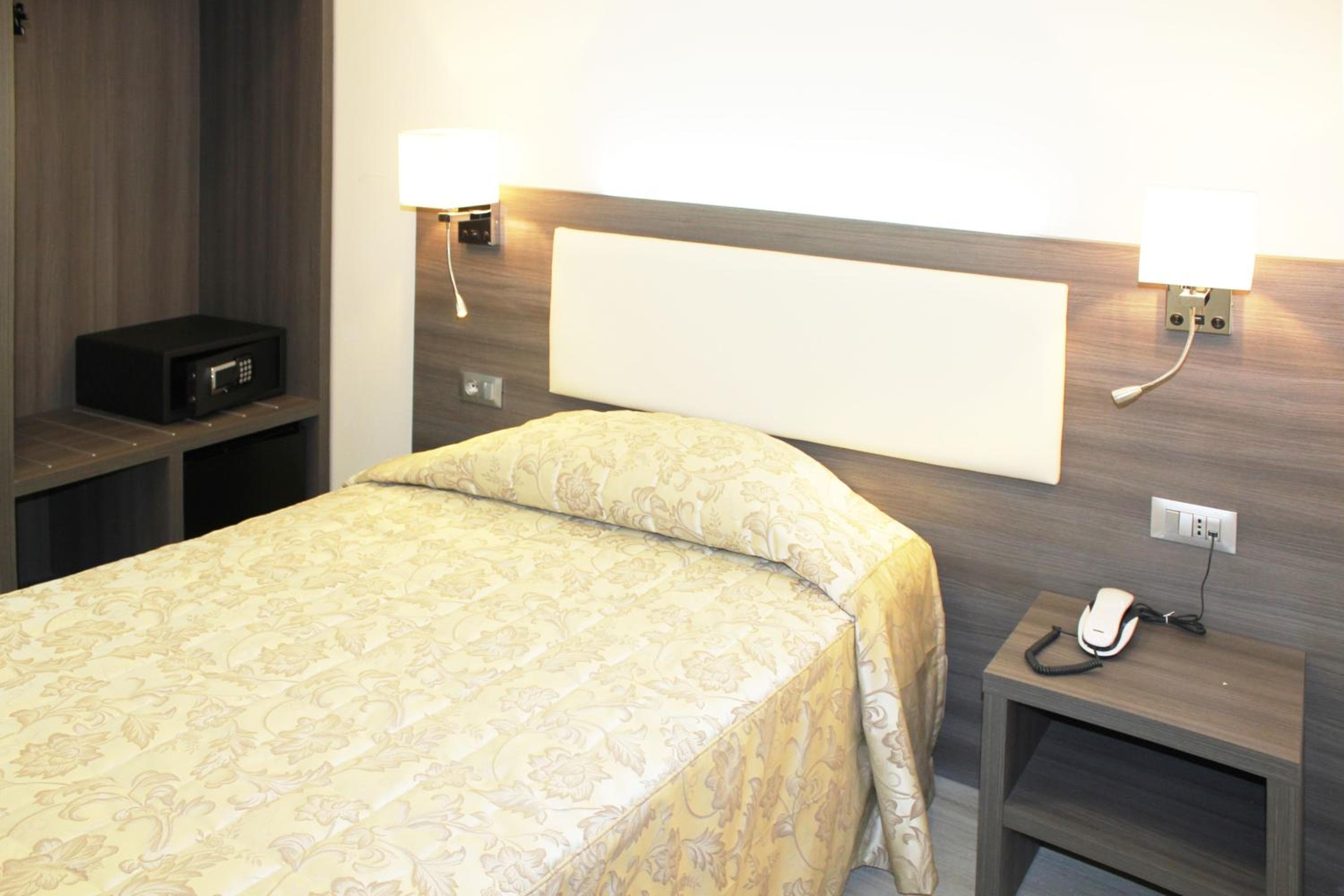 Hotel Metrópoli — 18