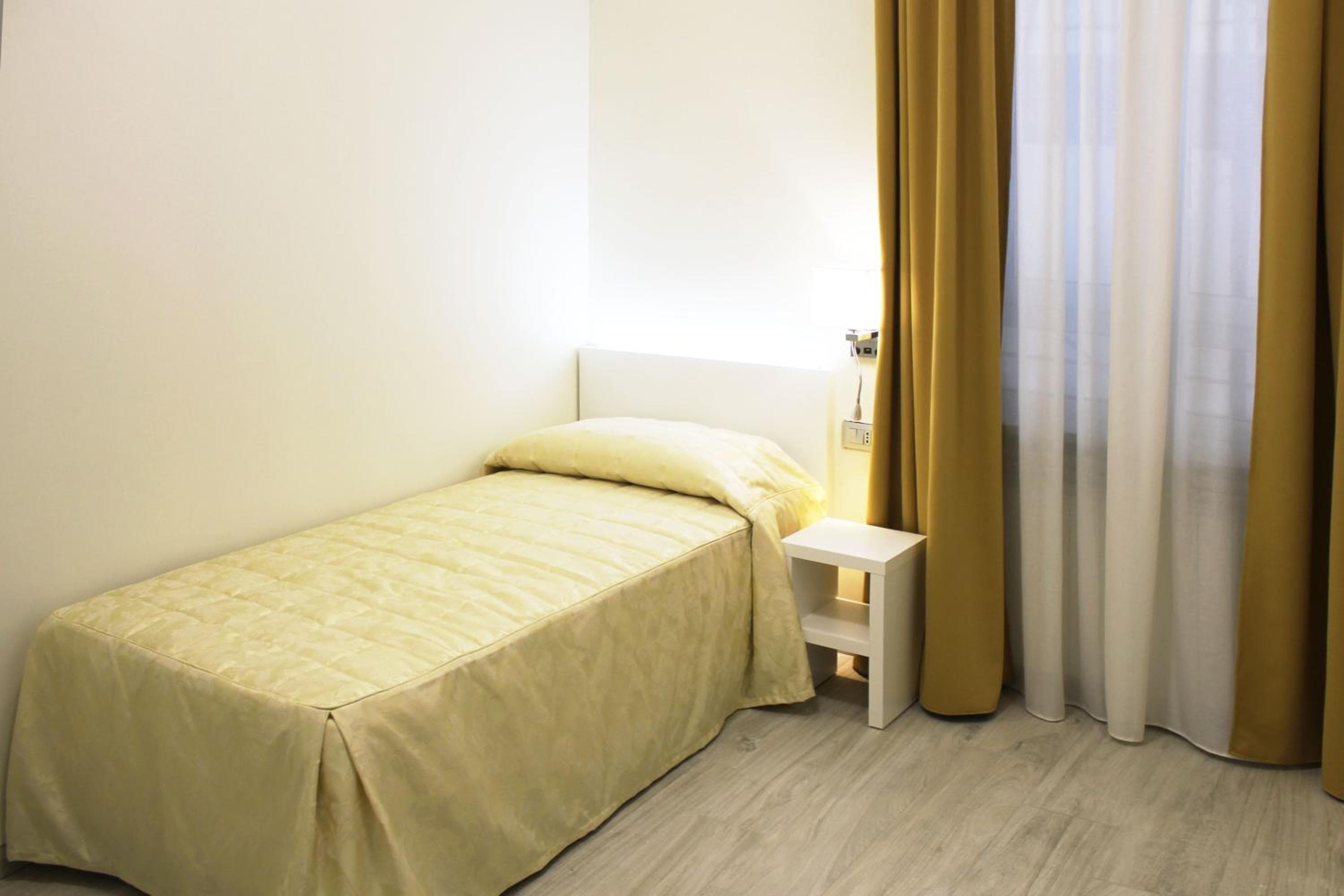 Hotel Metrópoli — 16