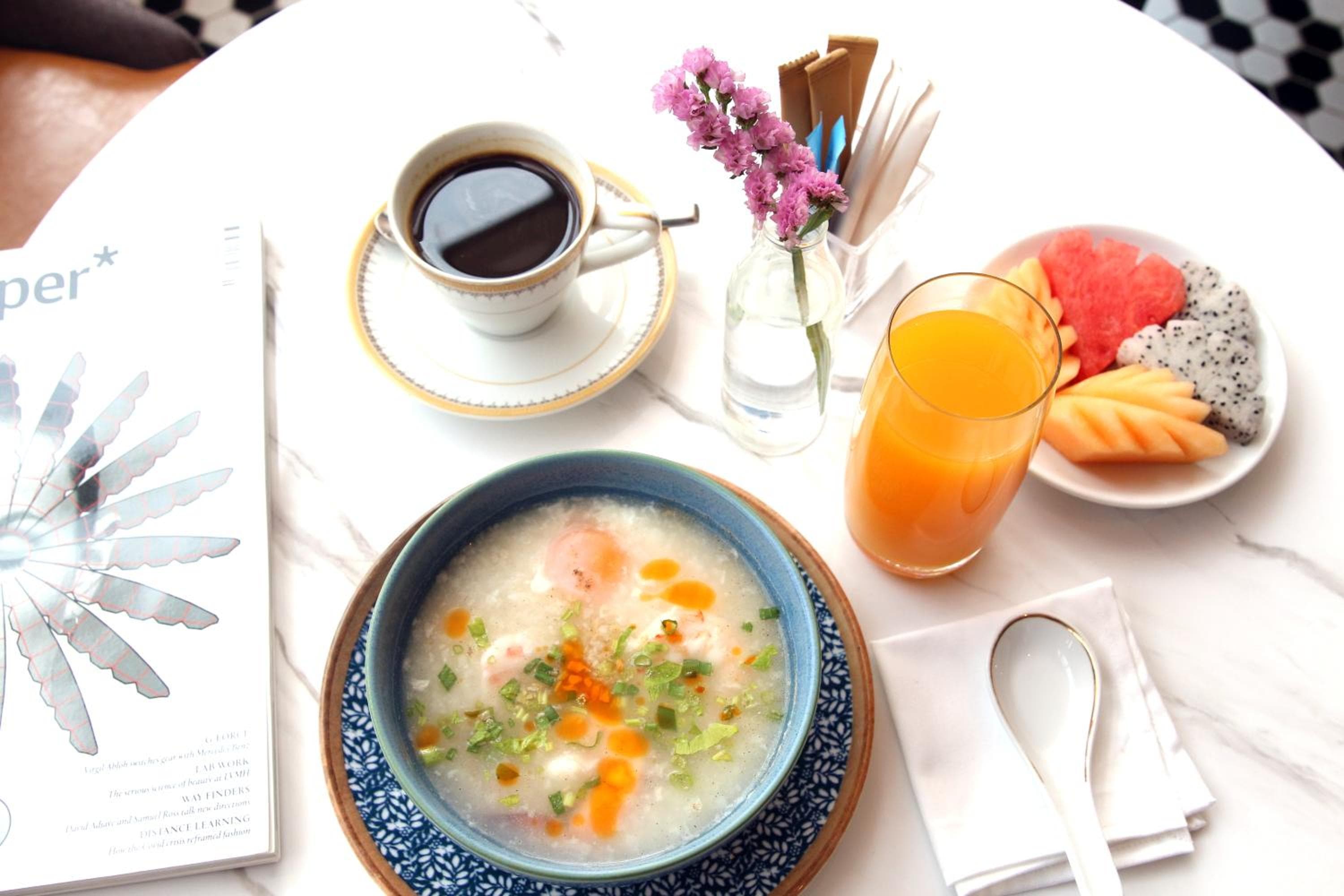 Montien Hotel Surawong Bangkok — 8
