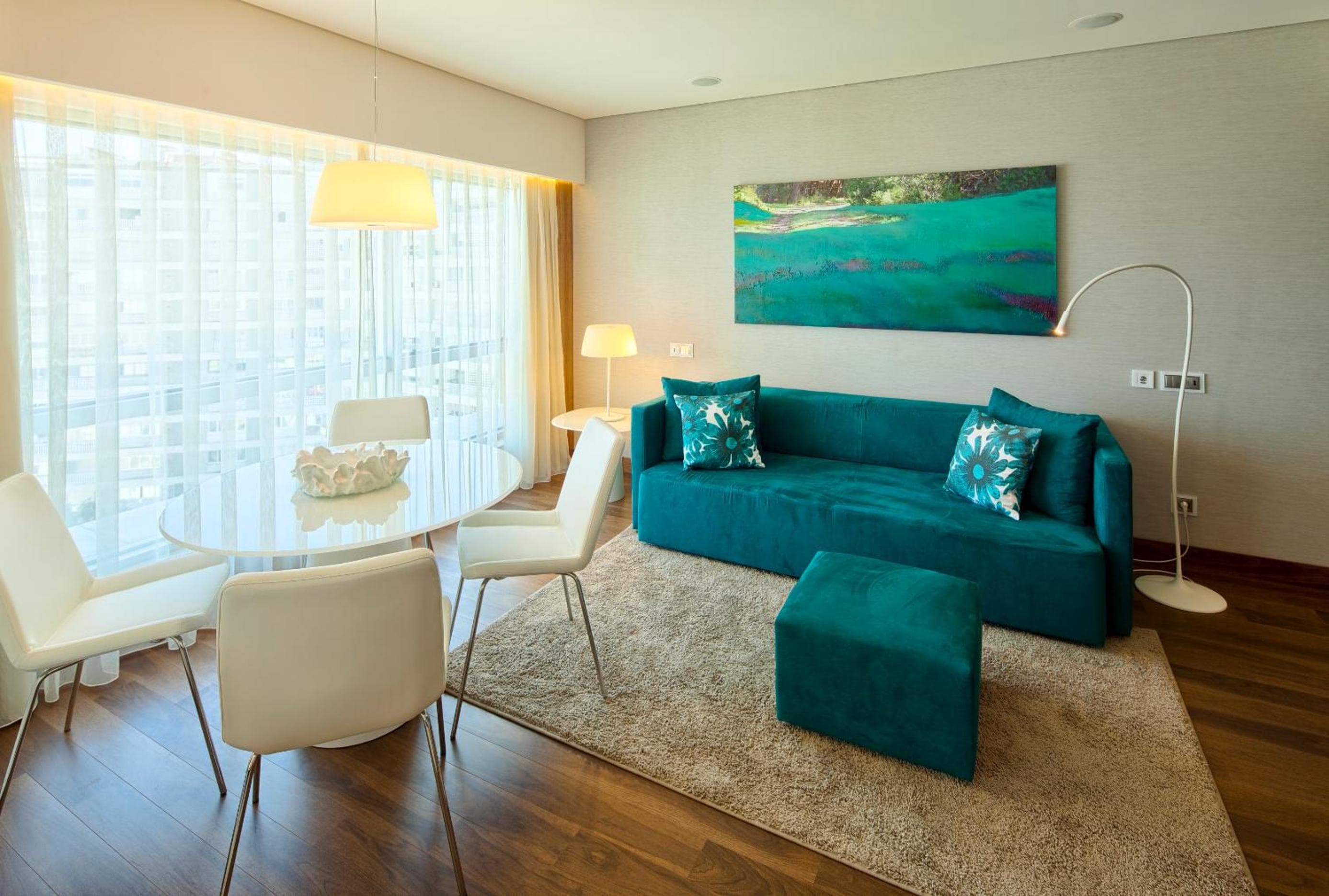 EPIC HAY Lisboa Hotel — 8